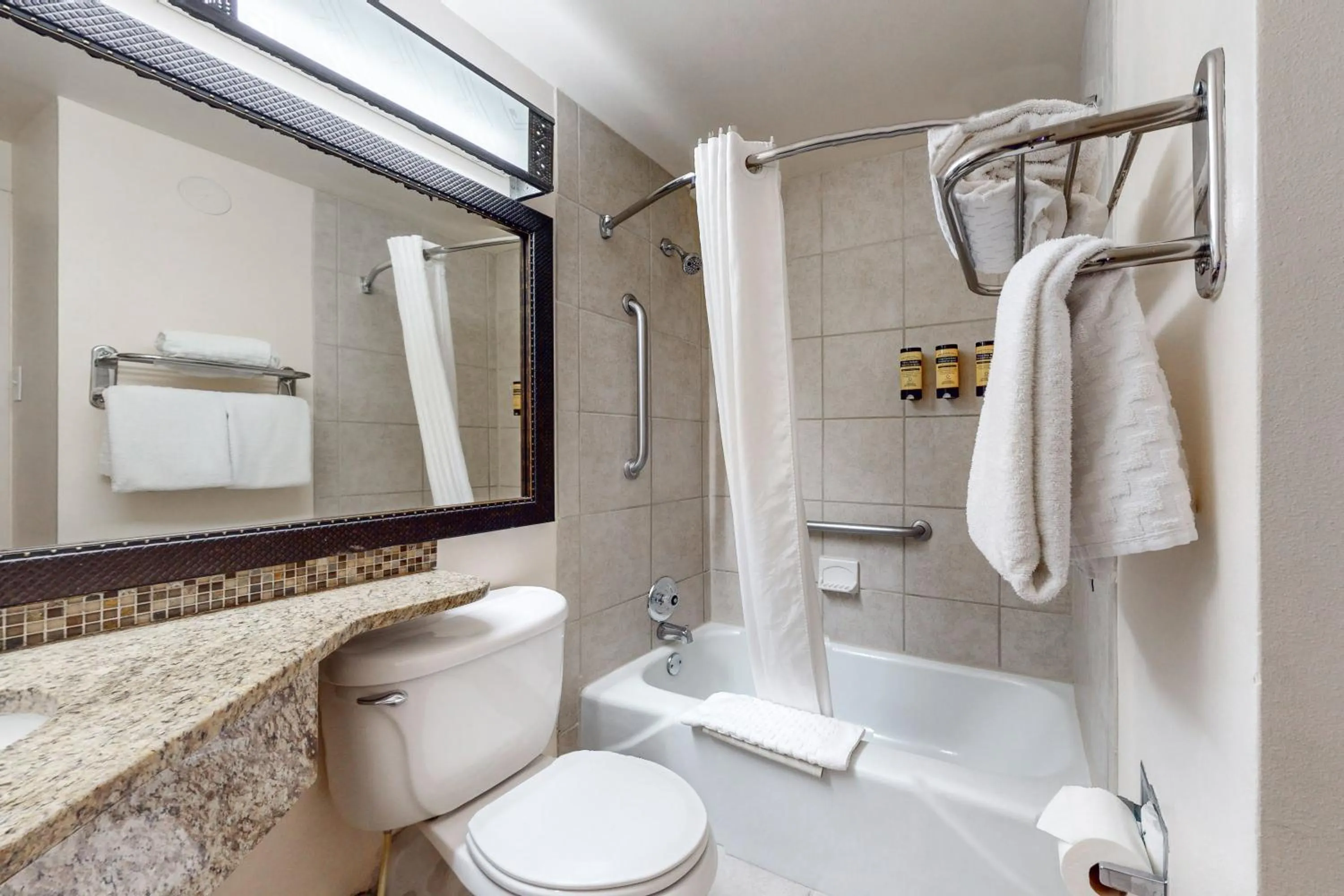 Bathroom in Best Western Plus Rio Grande Inn