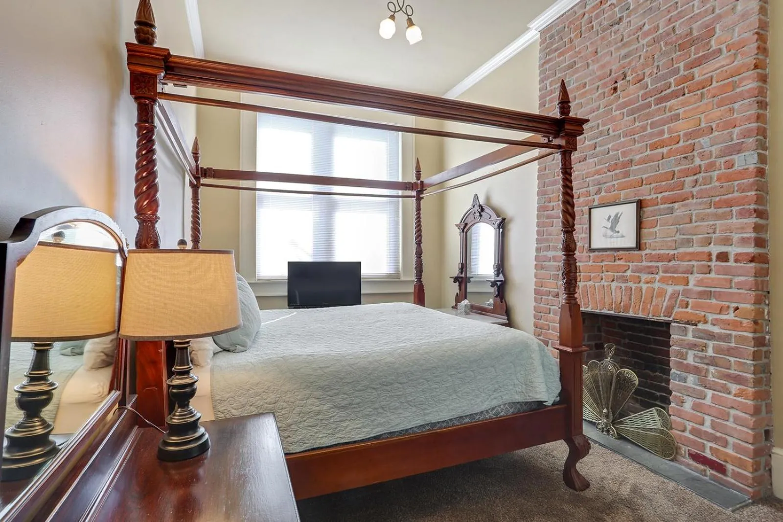 Bed in Grenoble House