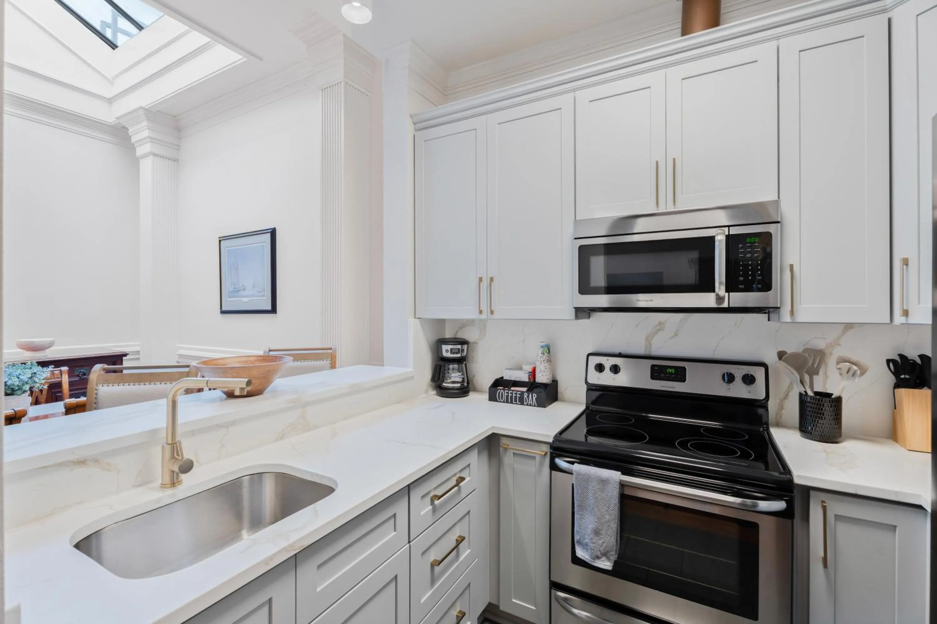 Kitchen or kitchenette in Grenoble House
