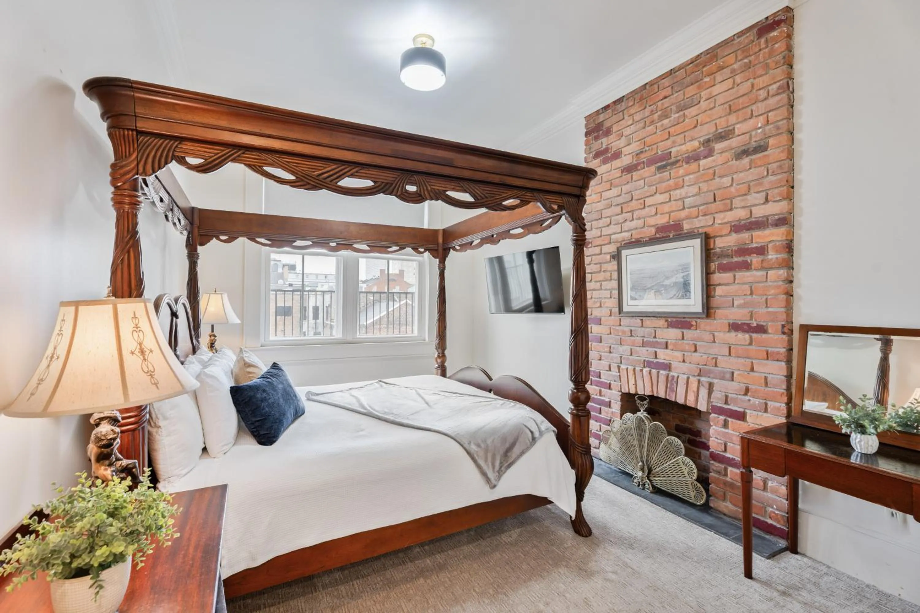 Bed in Grenoble House