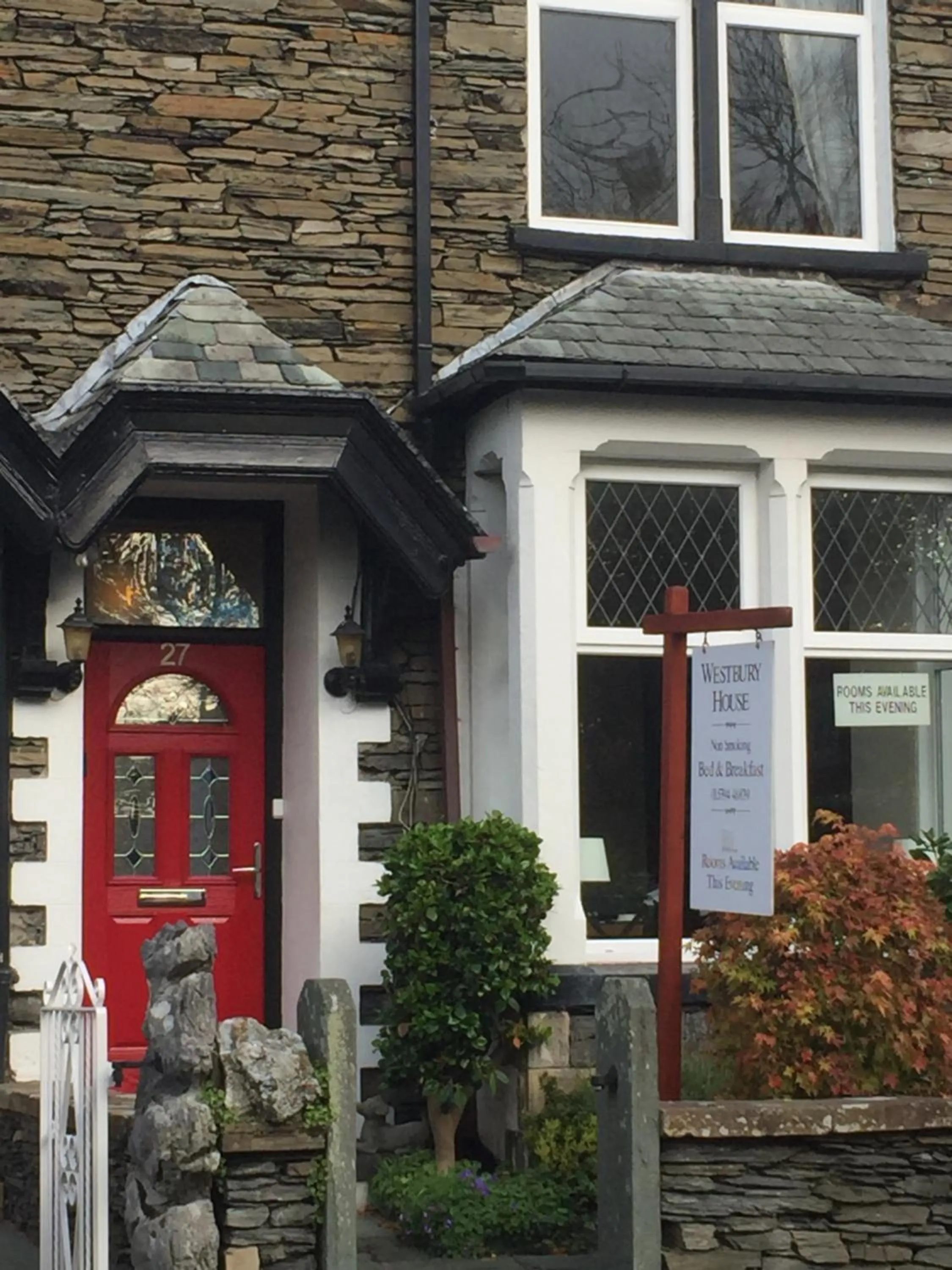 Facade/entrance in Westbury House