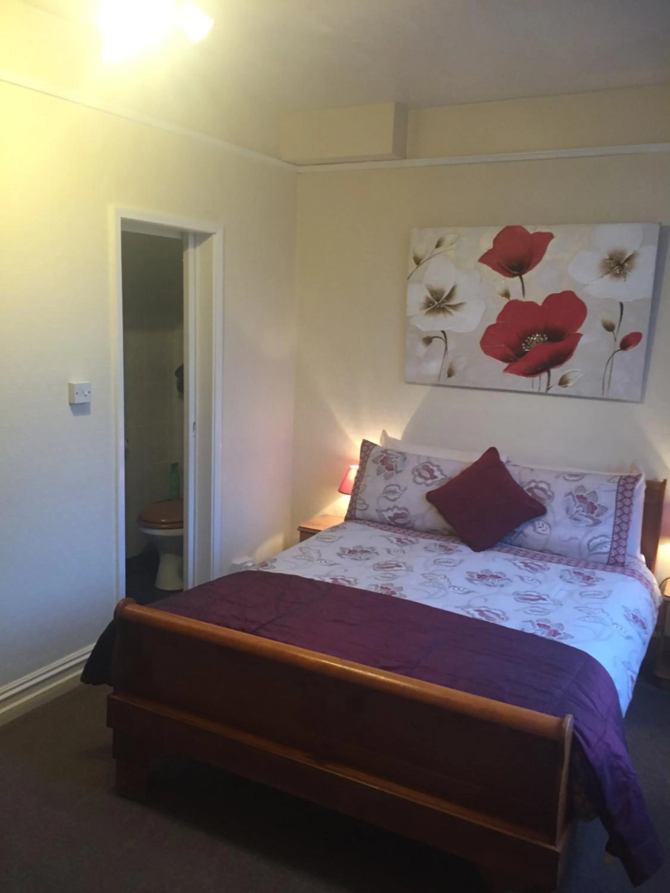 Bedroom, Bed in Westbury House