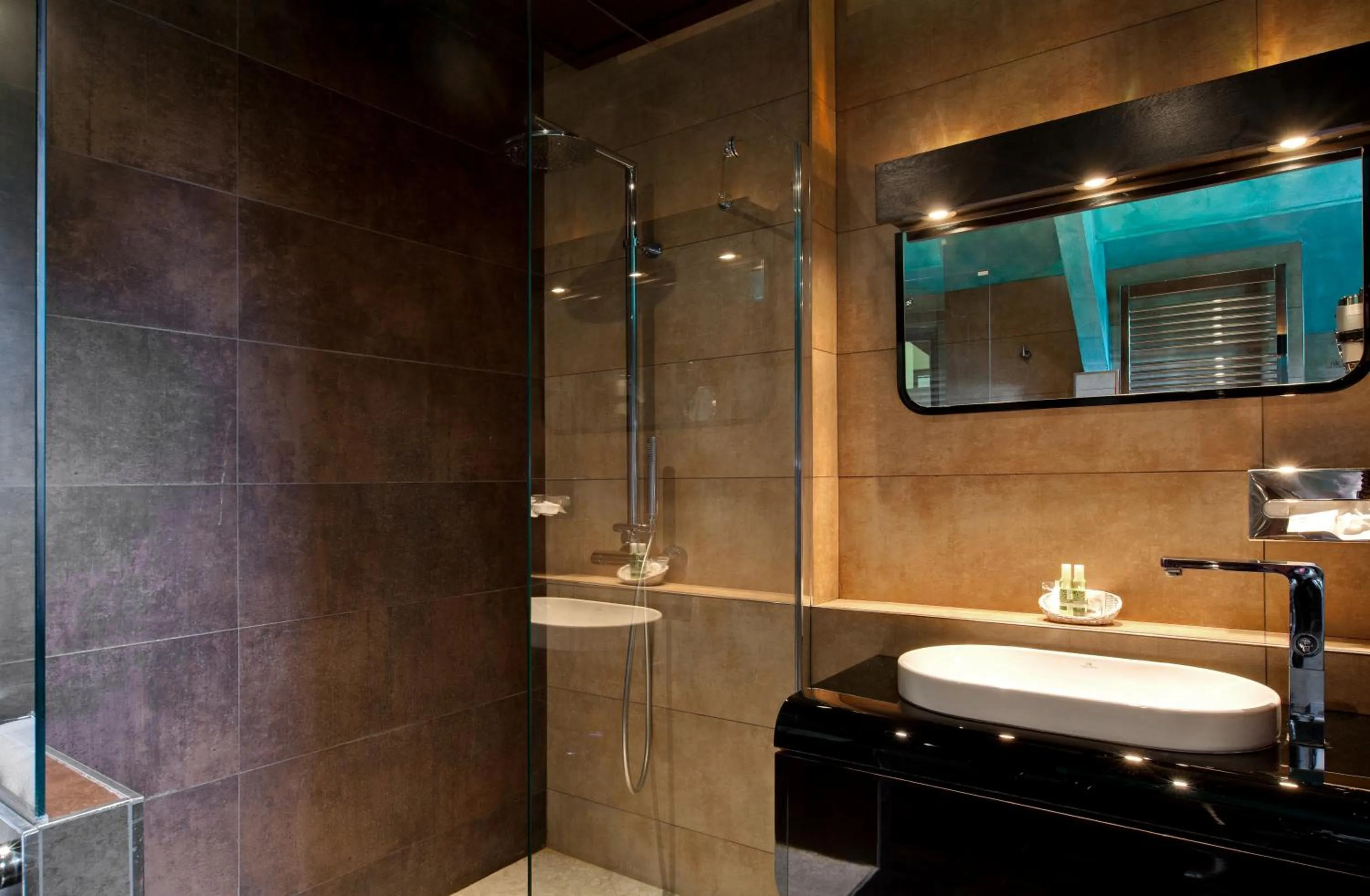 Shower in Le Pavillon De Gouffern