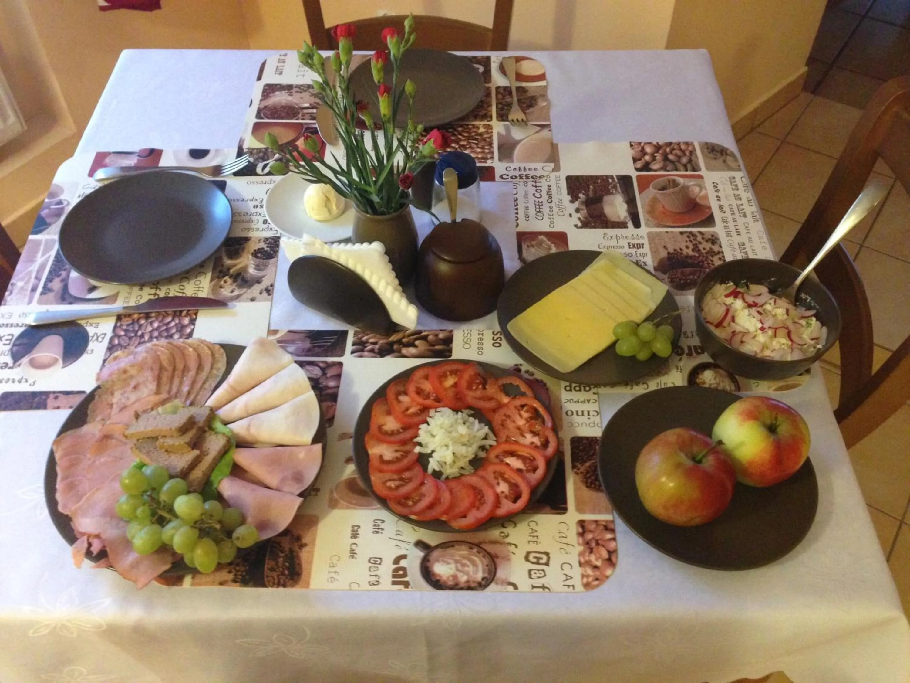 Restaurant/places to eat in Pensjonat Kasia i Michał