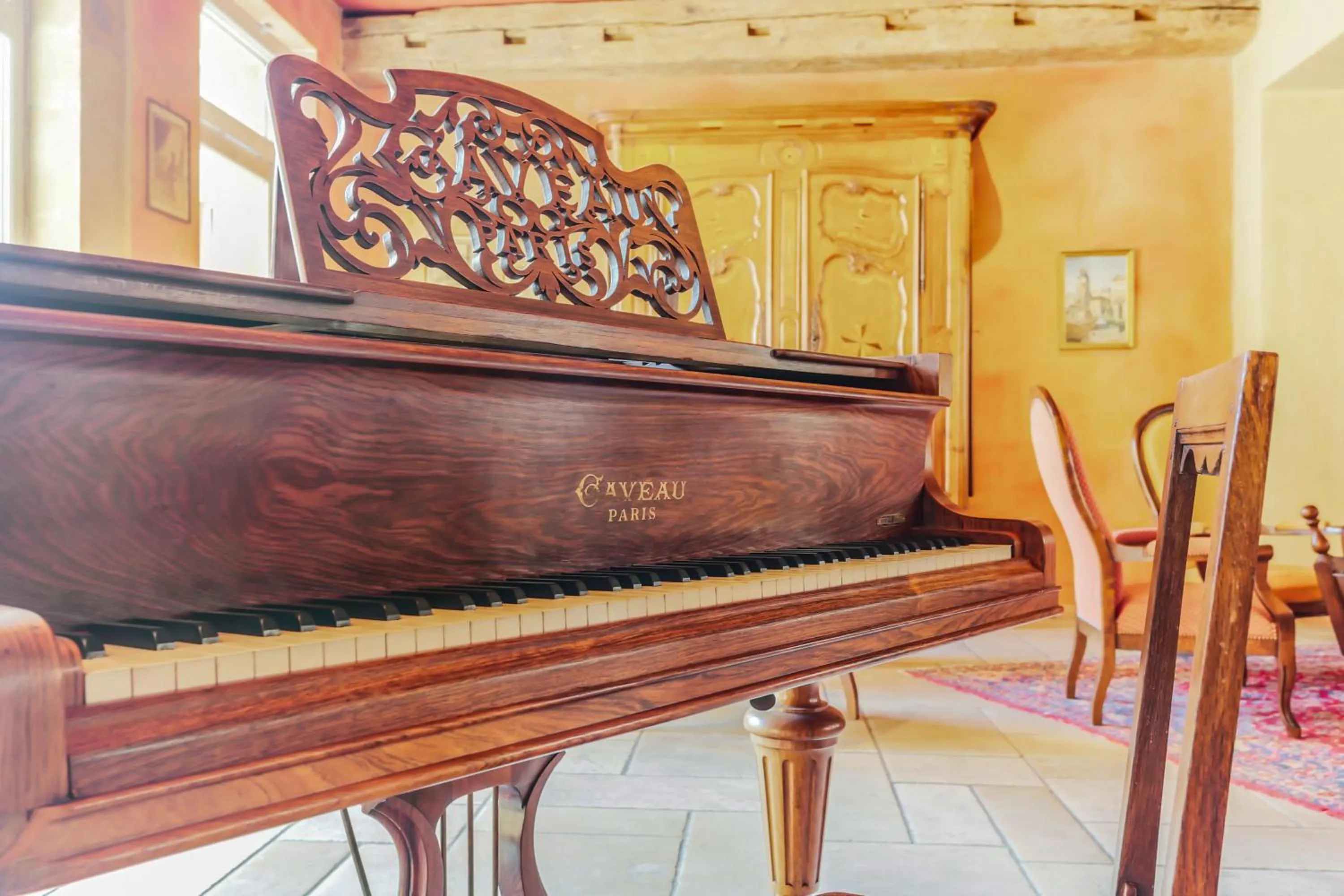 Decorative detail in Hôtel Du Théâtre Centre Historique - Parking Souterrain Public Gratuit