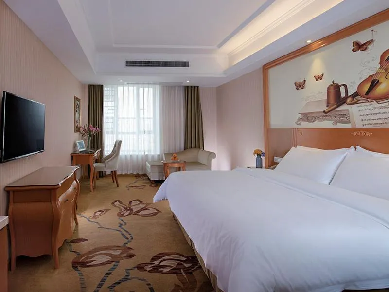 Bed in Vienna Hotel(Zhangzhou Jiaomei WanYi square store)