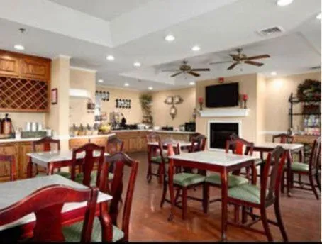 Howard Johnson by Wyndham Jackson