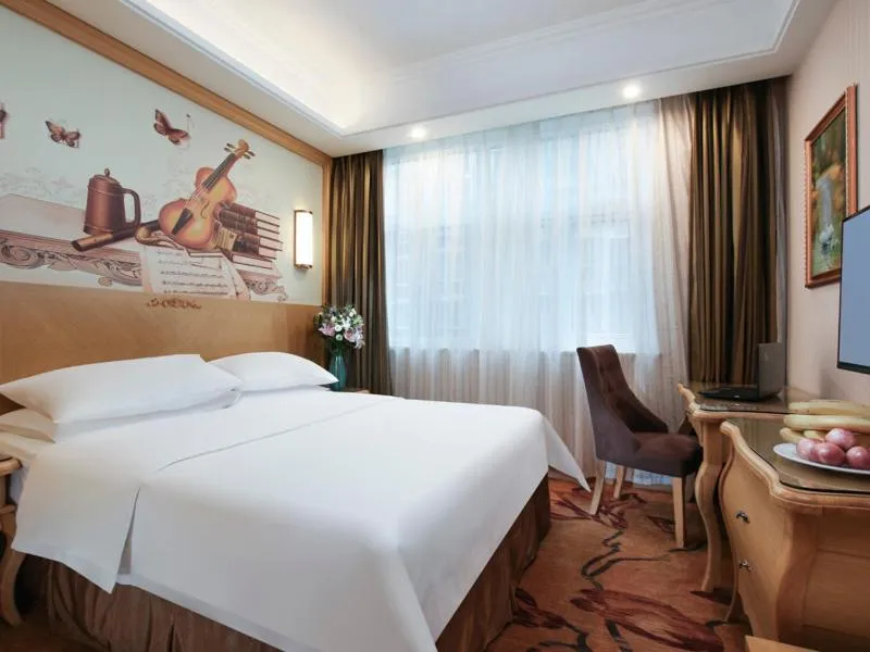 Bed in Vienna 3 Best Hotel(Jiangsu Xinyi Beijing Road Store)
