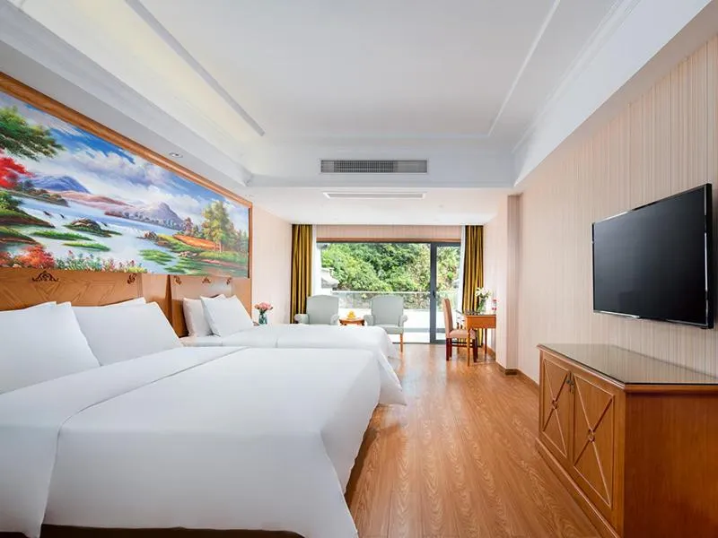Bed in Vienna hotel (huizhou ancient city store, shexian county, huangshan city, anhui province)