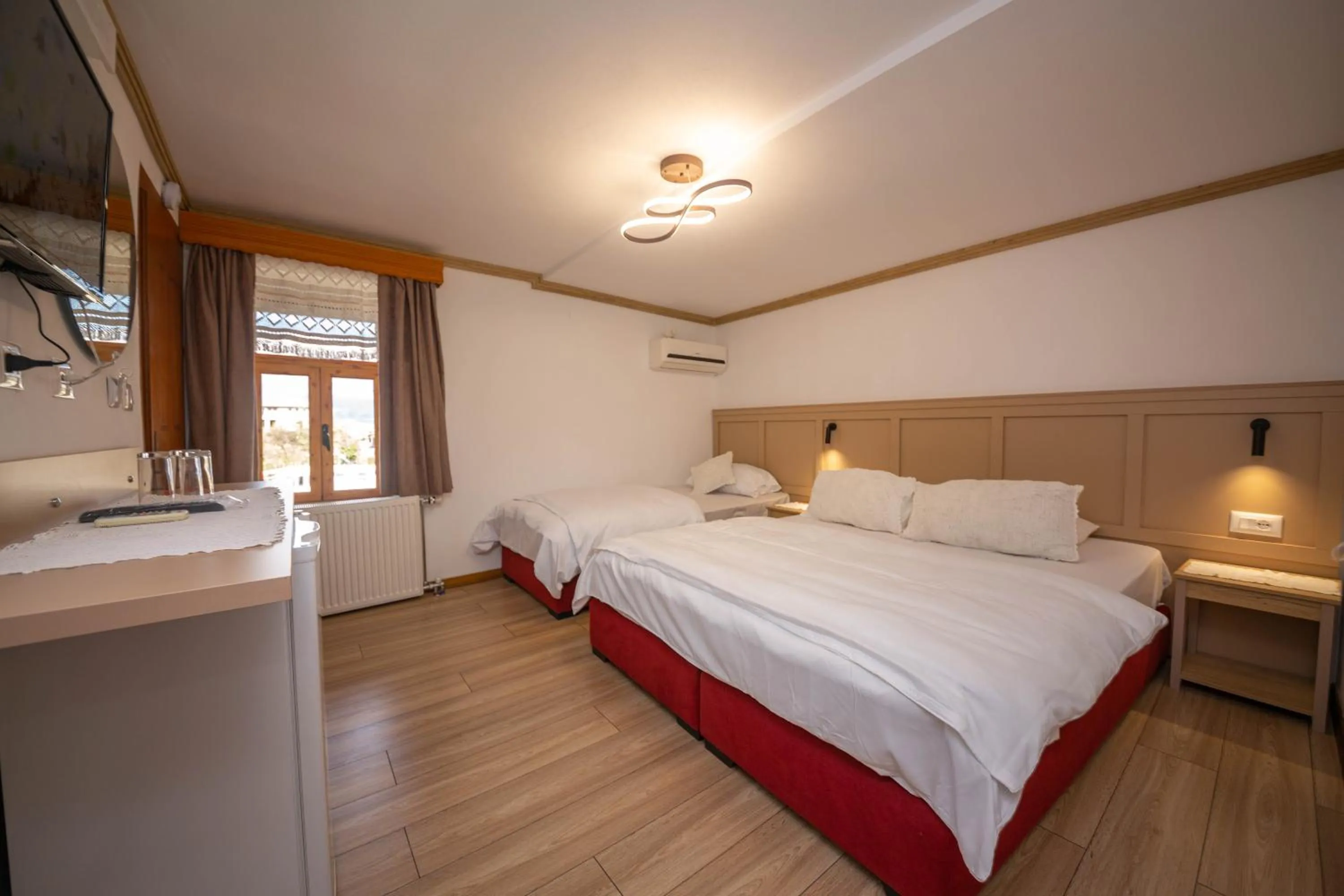 Bedroom, Bed in Bed and Breakfast Kotoni