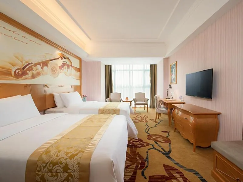 Bed in Vienna Hotel(Nanxiong Shidai Guangchang Branch)
