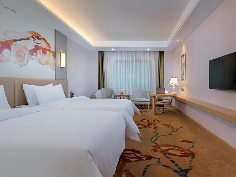 Bed in Vienna International Hotel(Hangzhou Xihu Fengshan Road Station)