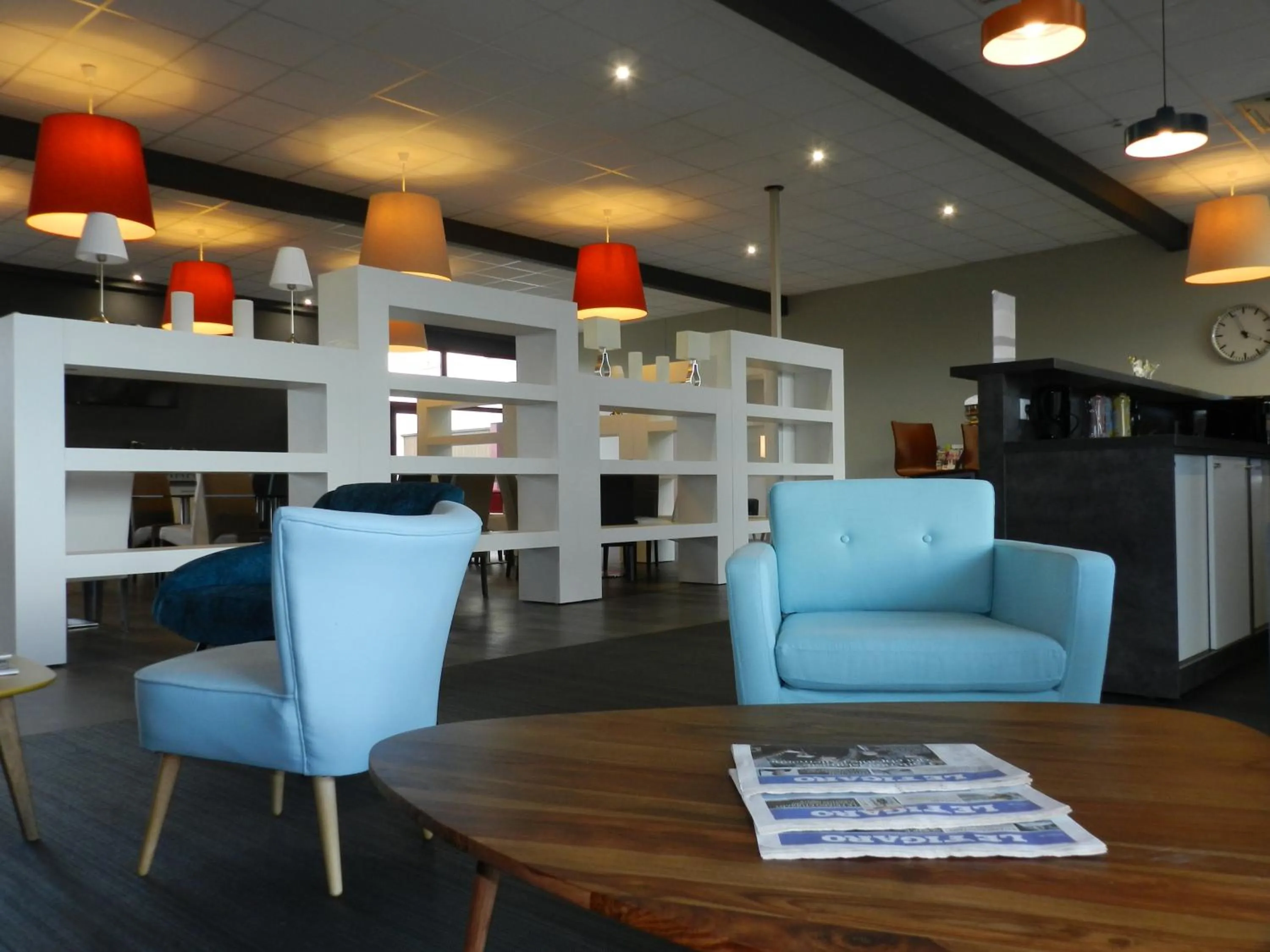 Living room in Brit Hotel Confort BRESSUIRE