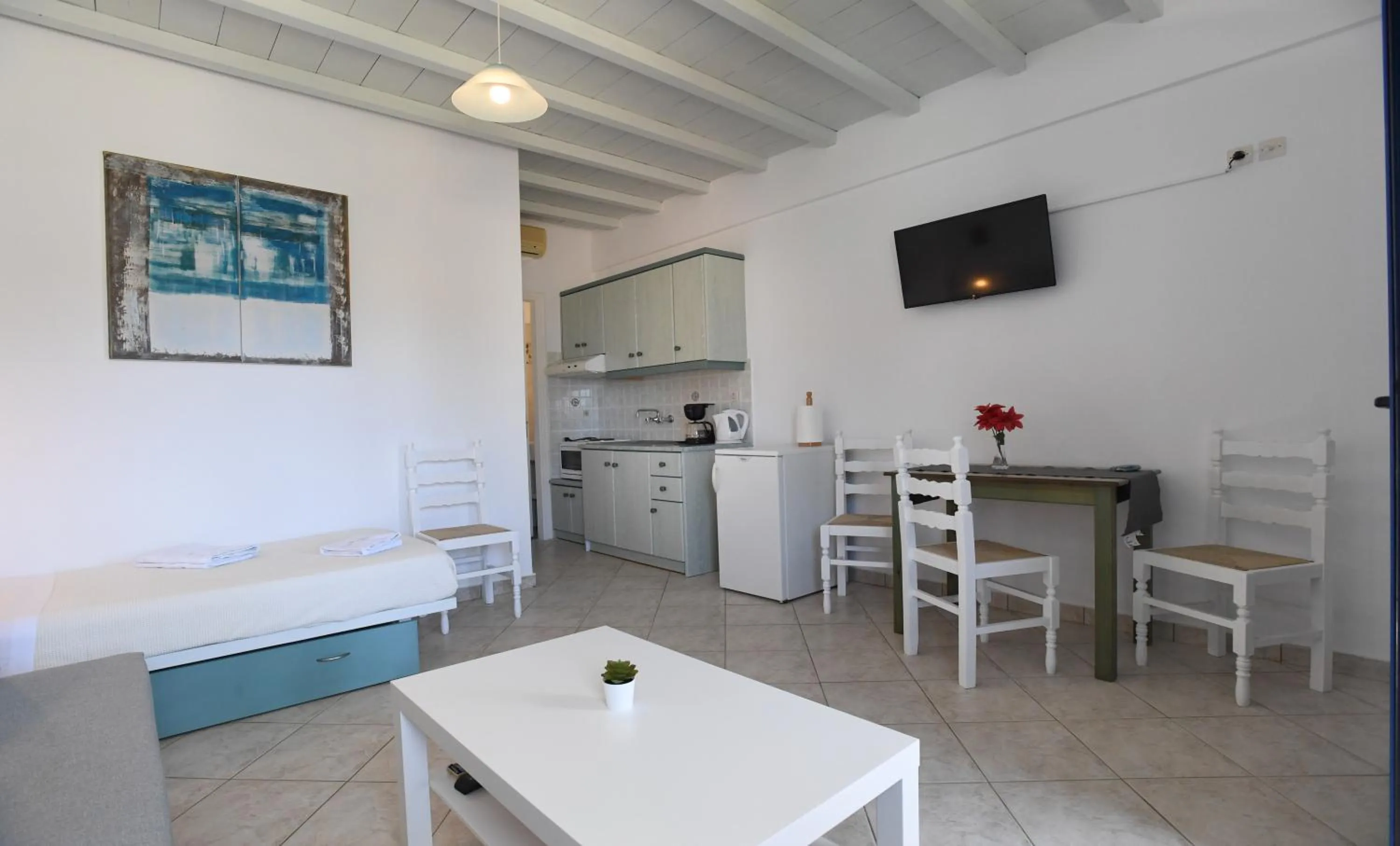 Nostos Beachfront Apartments & Studios