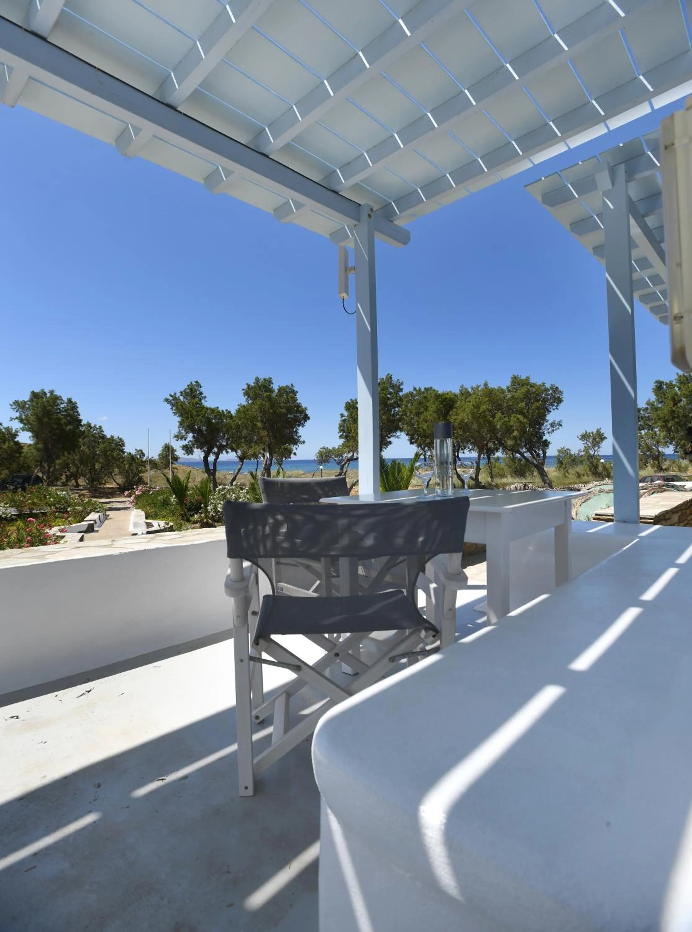 Nostos Beachfront Apartments & Studios