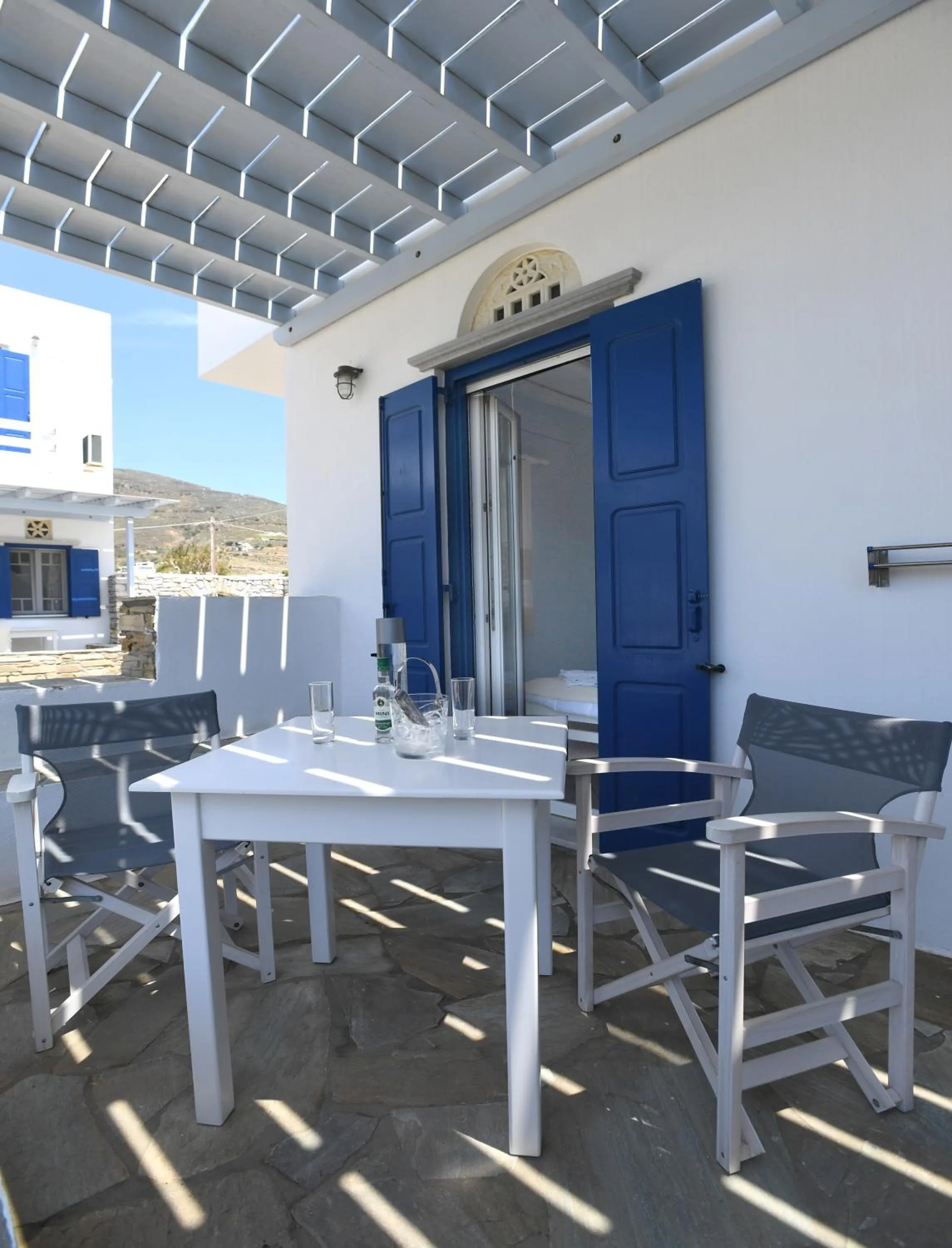 Nostos Beachfront Apartments & Studios
