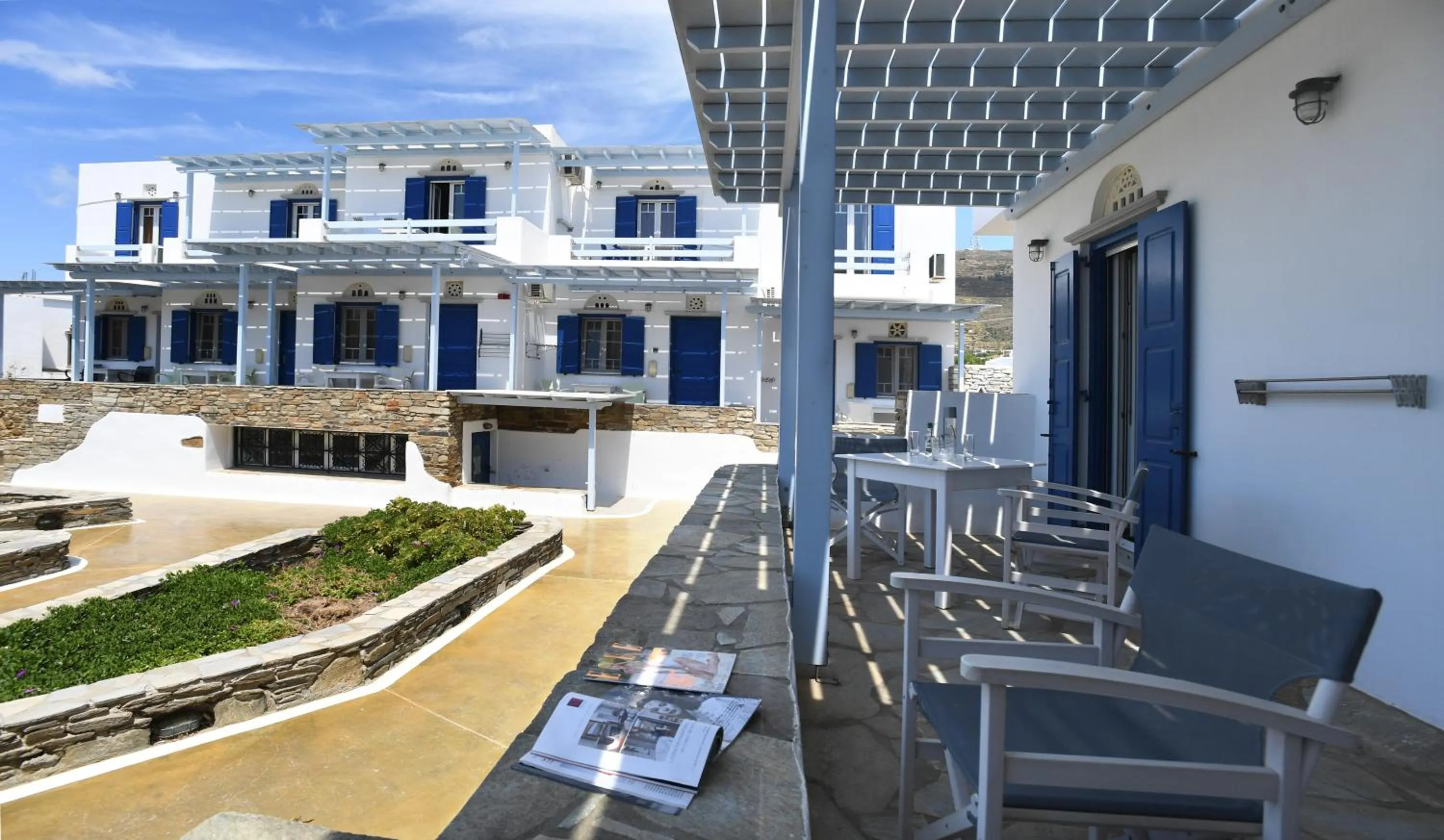 Nostos Beachfront Apartments & Studios
