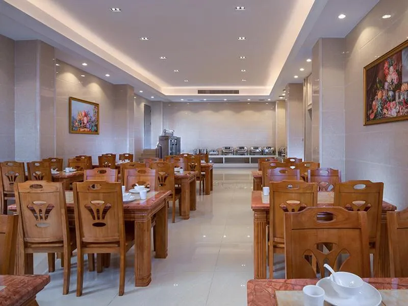 Vienna Hotel(Yangchun International Shop )