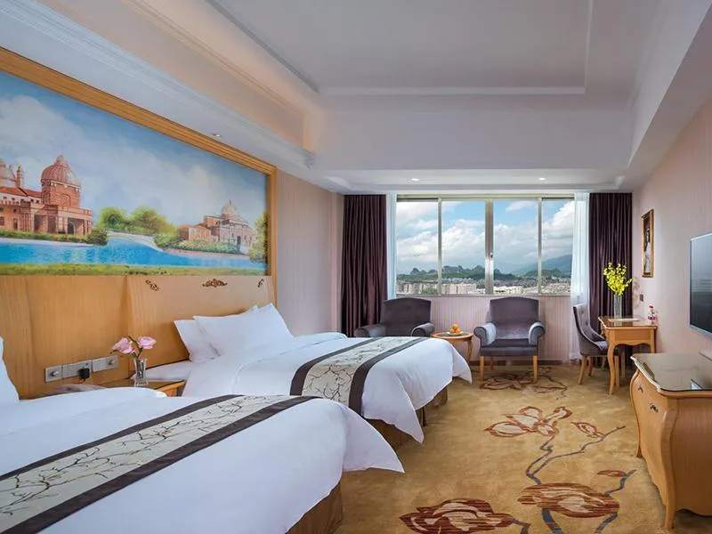 Bed in Vienna Hotel(Yangchun International Shop )