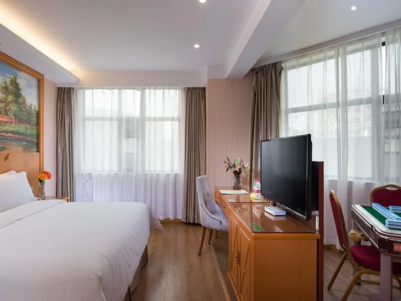 Bed in Vienna Hotel(Changshu Sitir Store)
