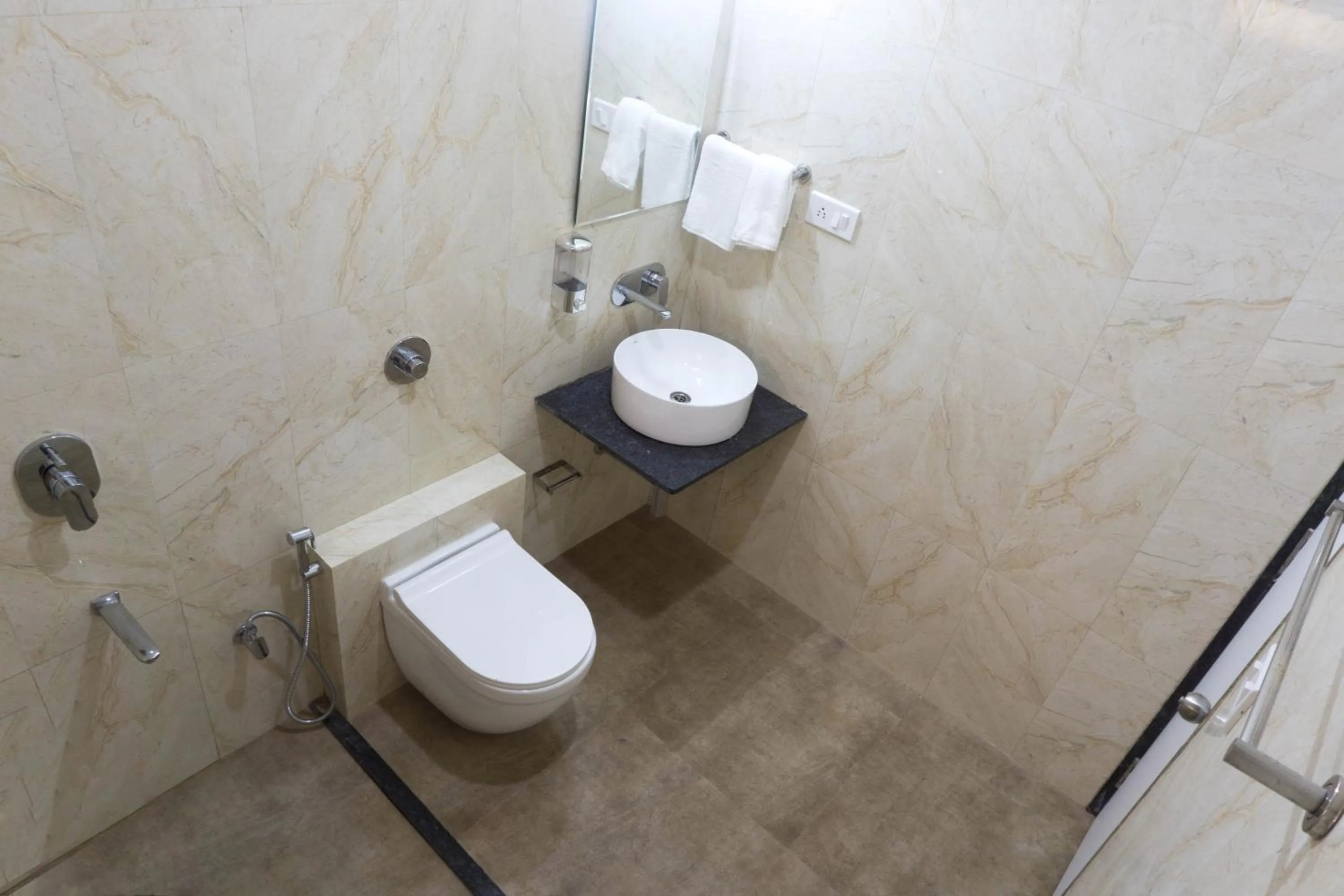 Bathroom in Passions de Goa