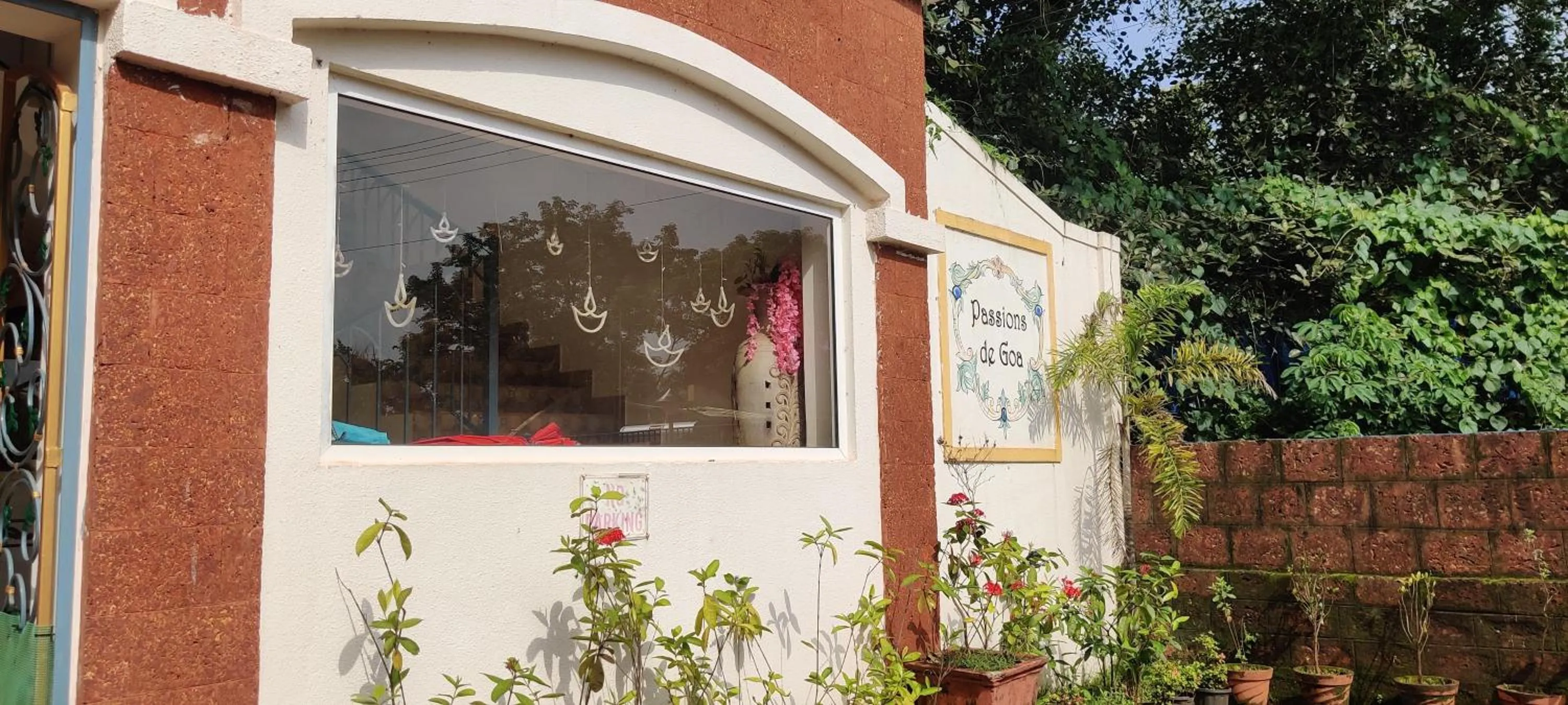 Property building in Passions de Goa