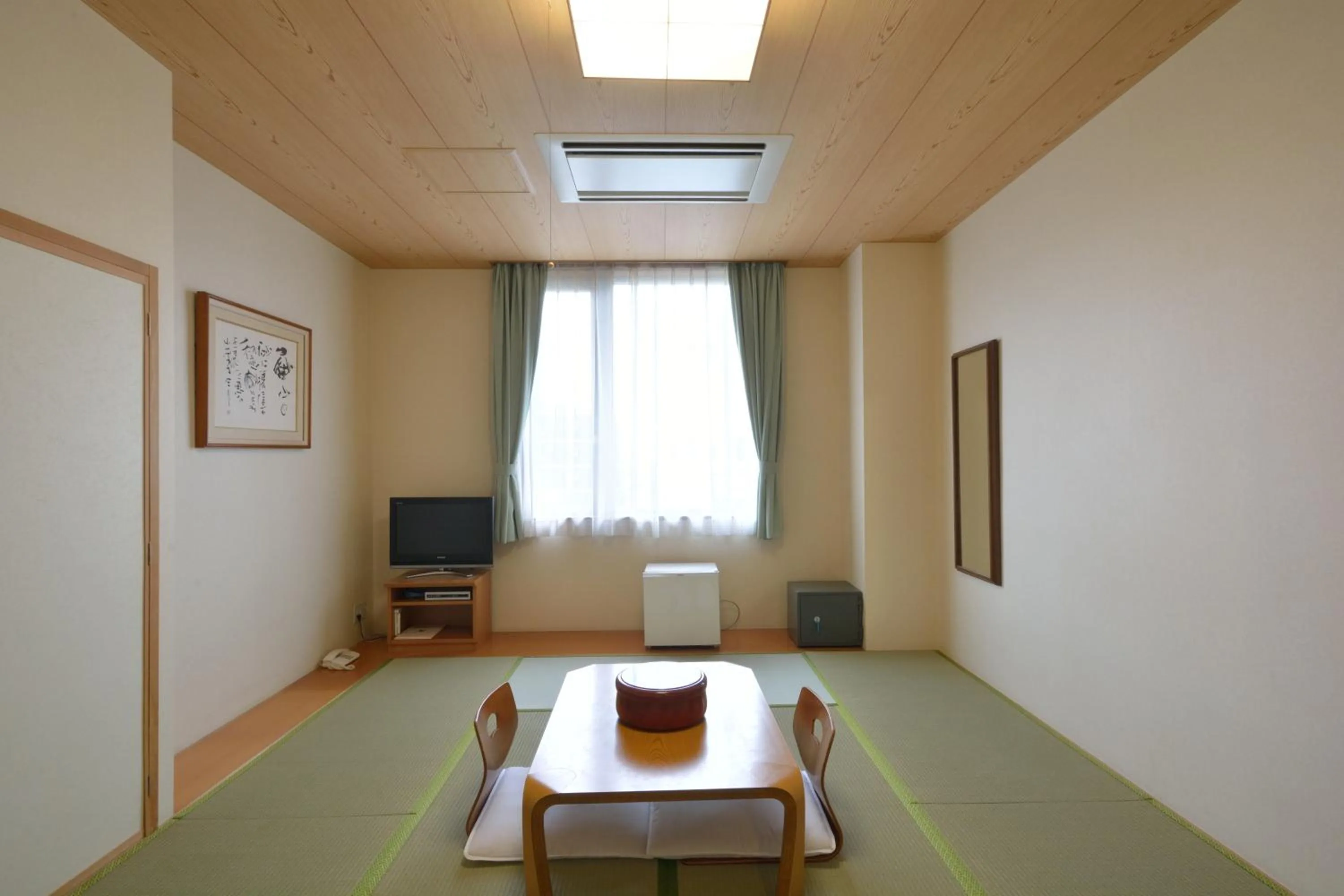 Photo of the whole room in Daini Prince Hotel Muroran View