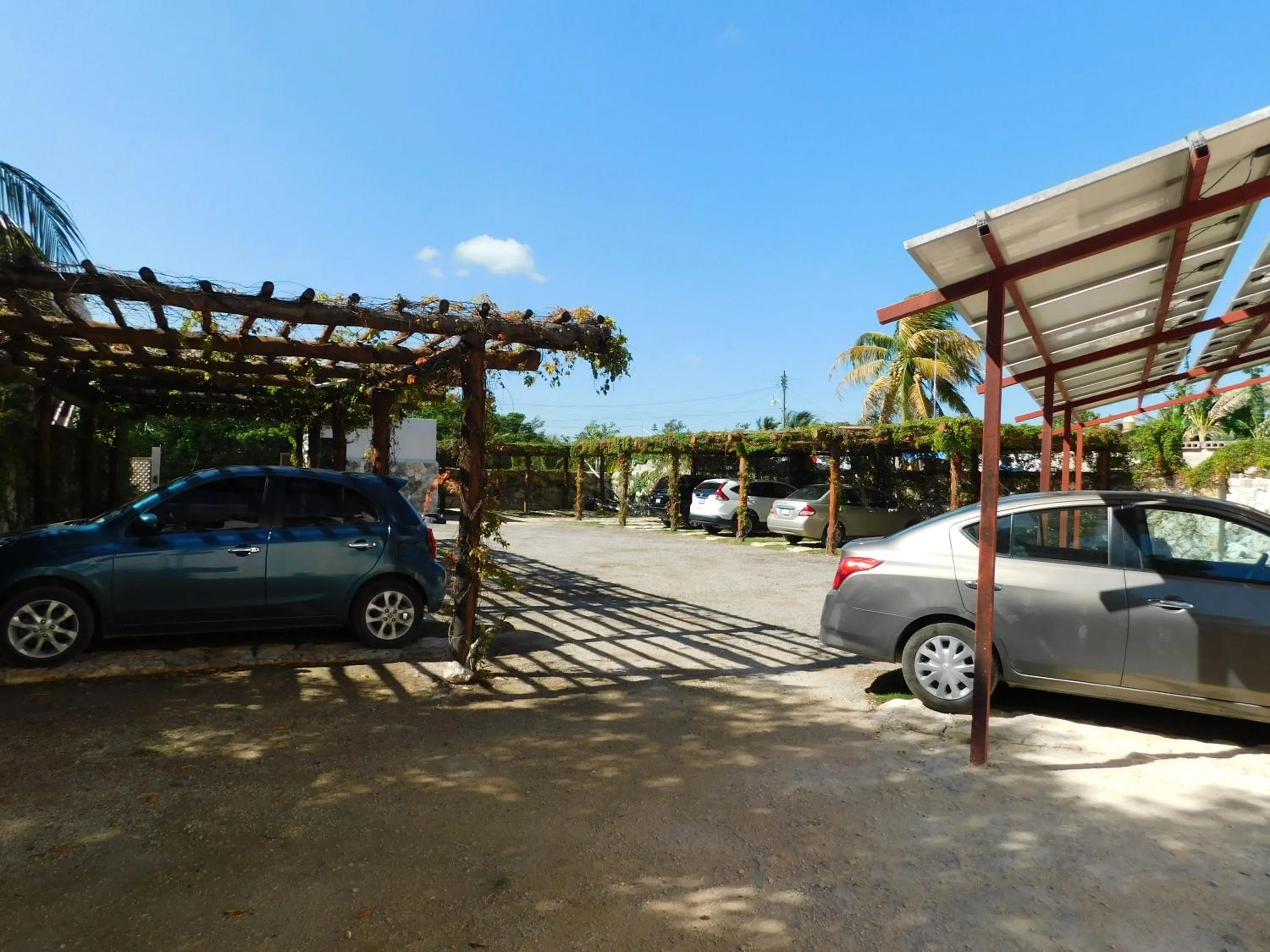 On site in Hotel El Perico Marinero