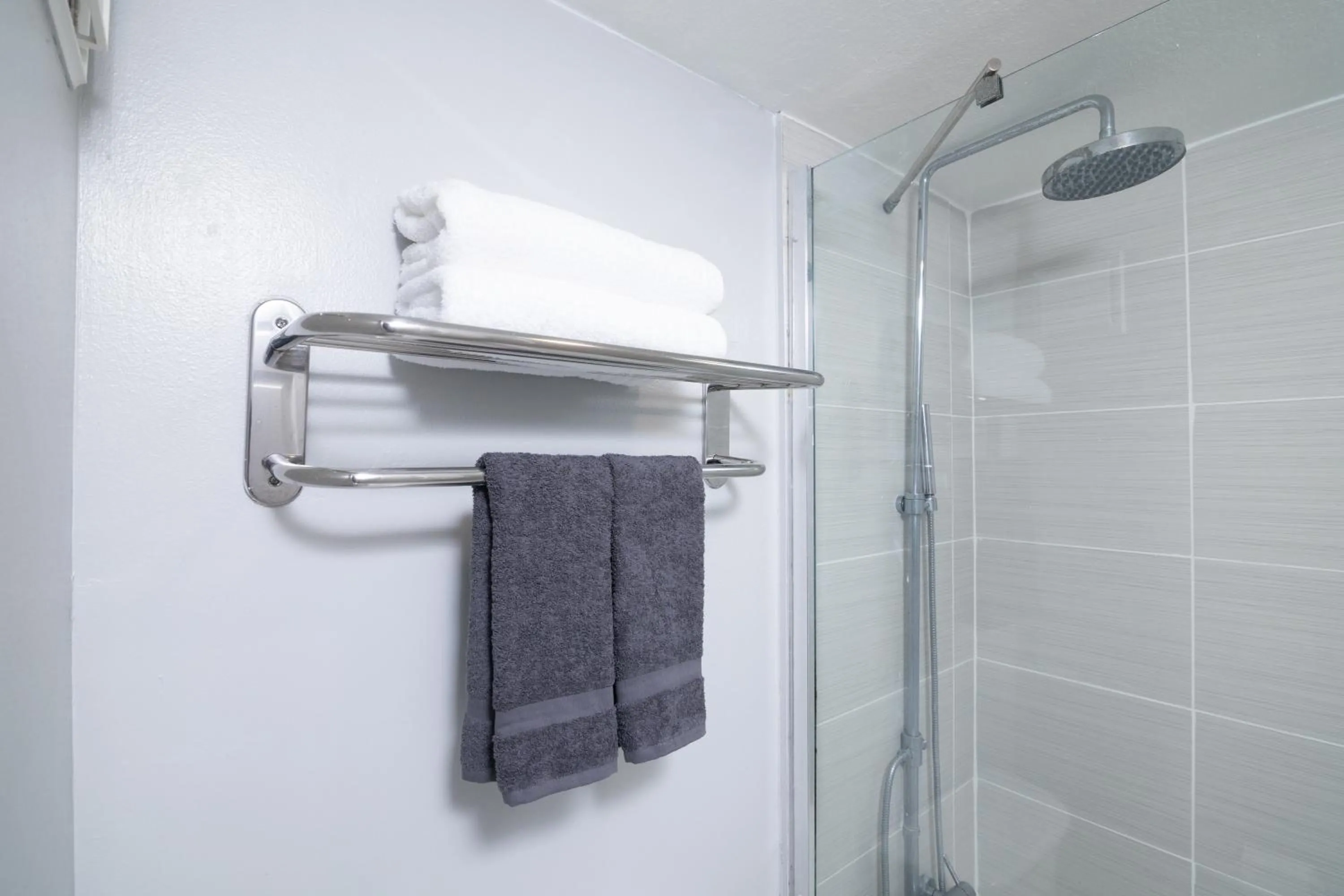 towels in Hotel Room Near Disney 4 People