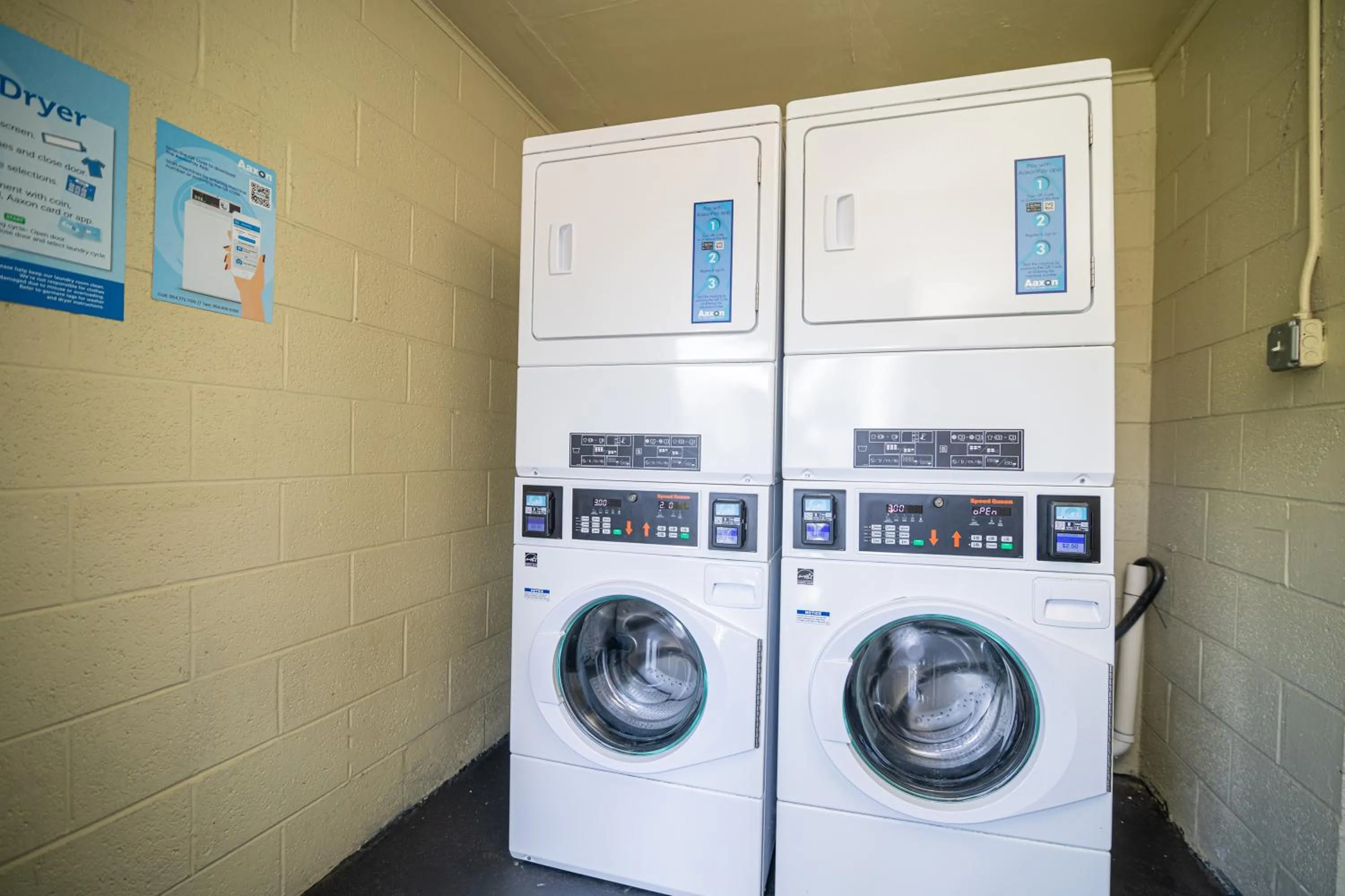laundry in Hotel Room Near Disney 4 People