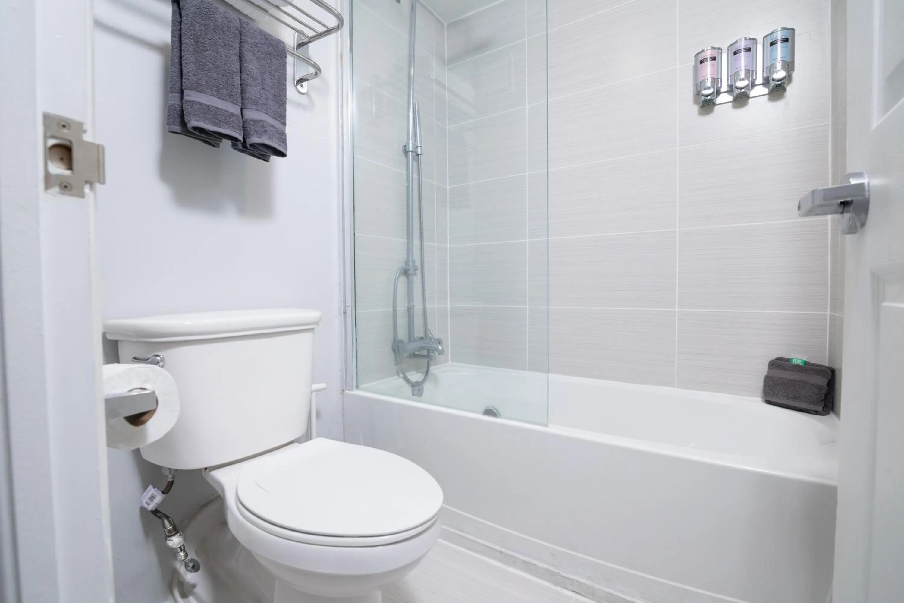 Toilet in Hotel Room Near Disney 4 People