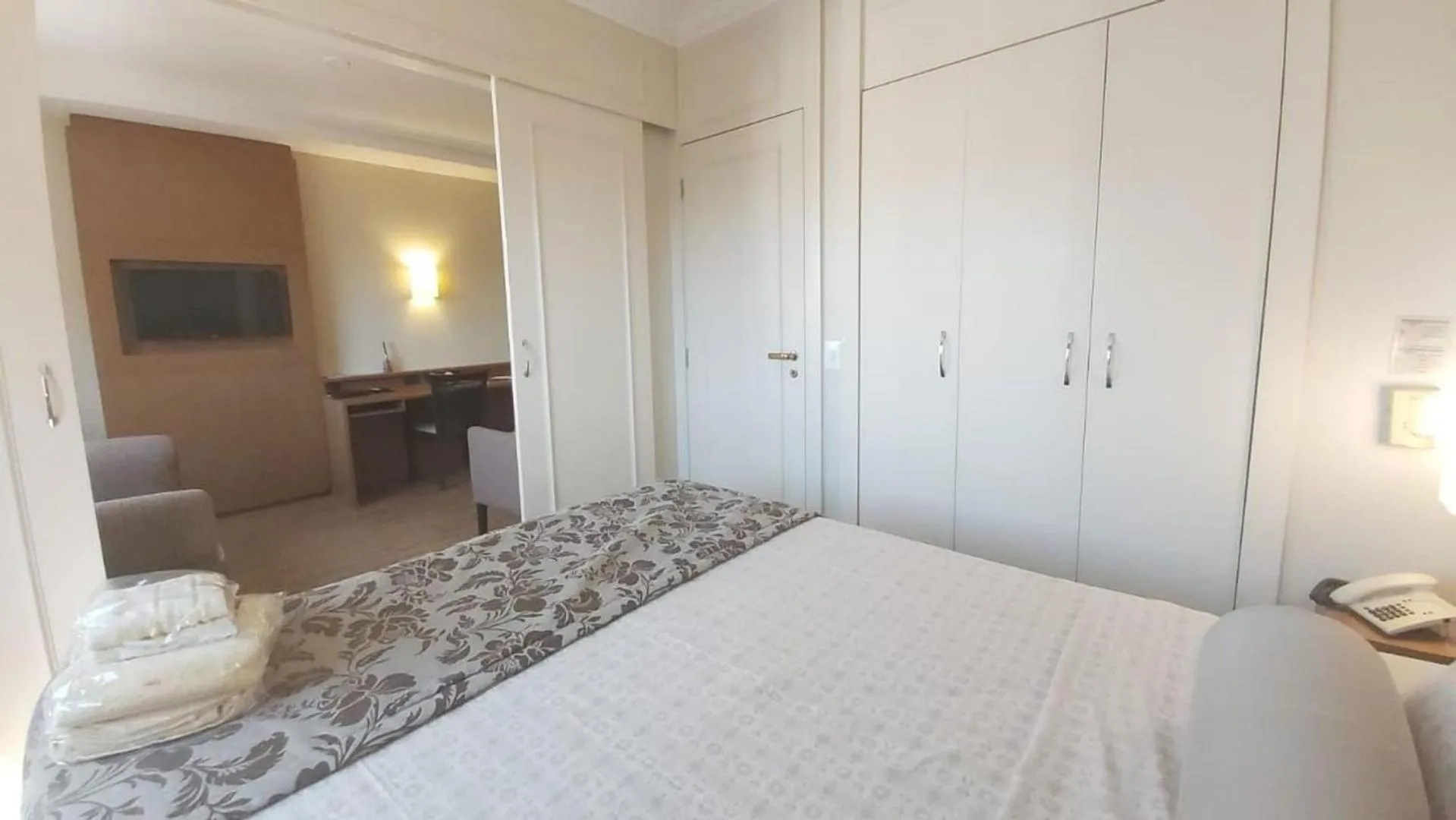 Bedroom, Bed in Charmoso Flat na Vila Oimpia