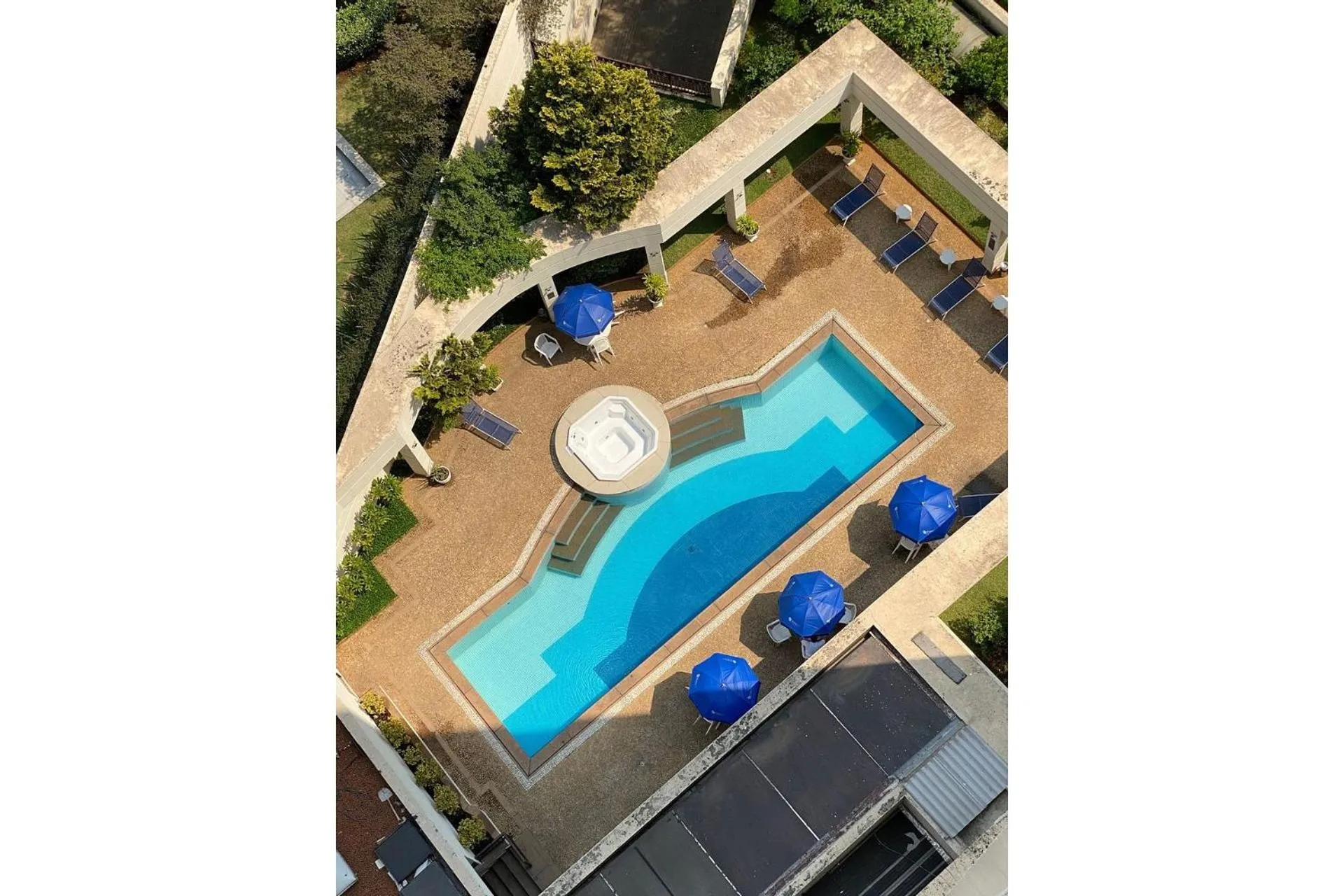 Swimming pool in Charmoso Flat na Vila Oimpia