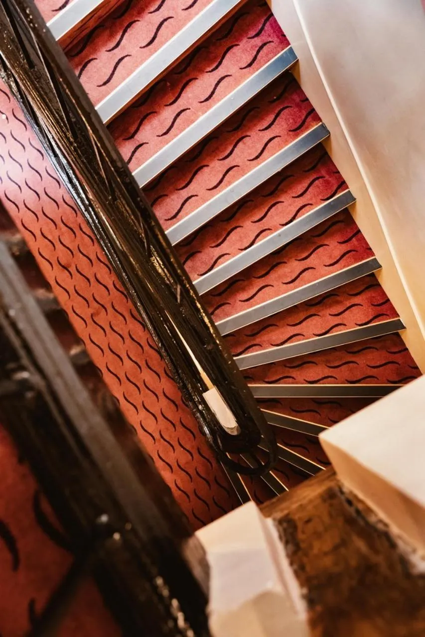 Property building in Hotel des Deux-Iles - Notre-Dame