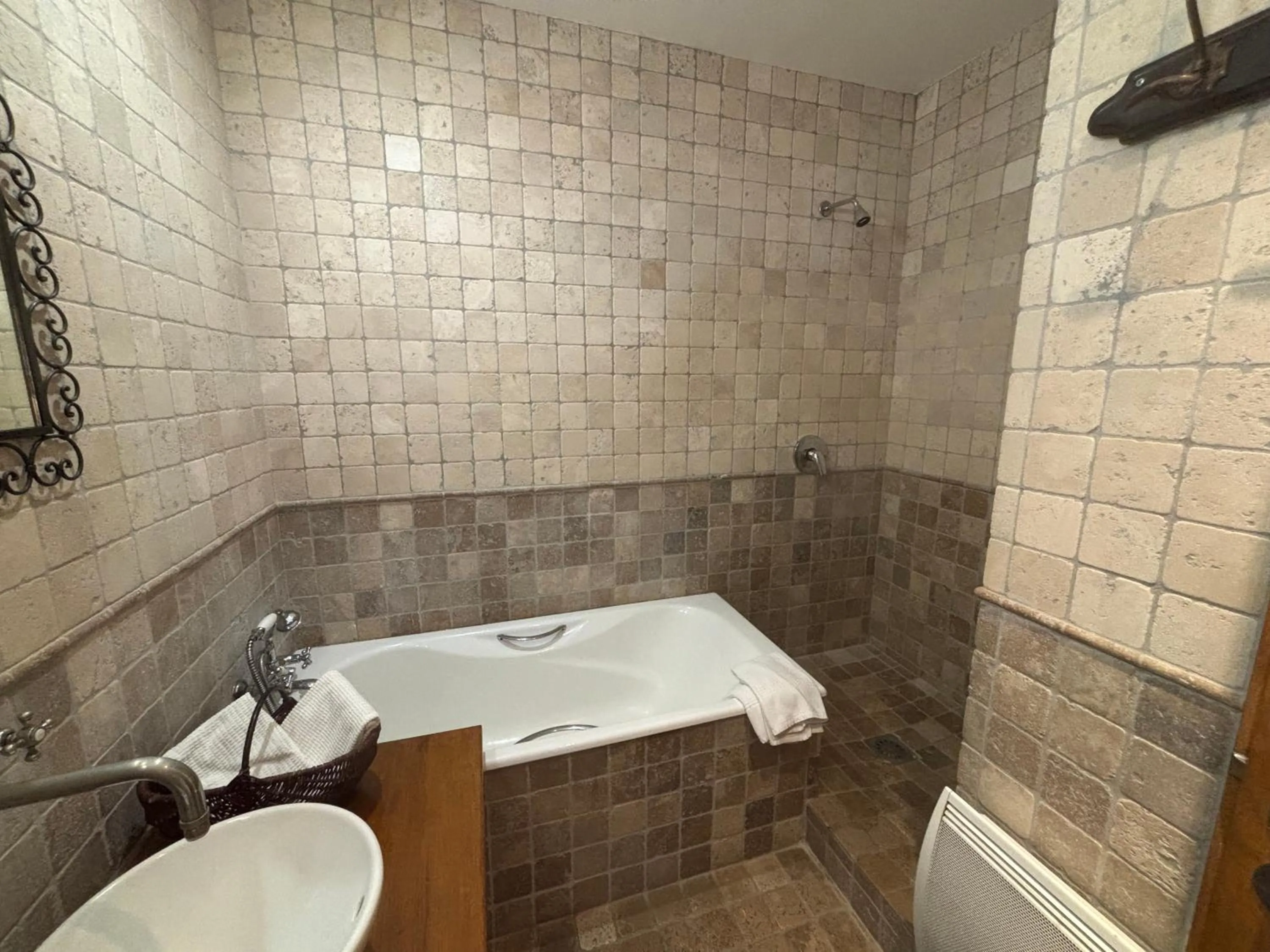 Bathroom in Manoir Des Douets Fleuris