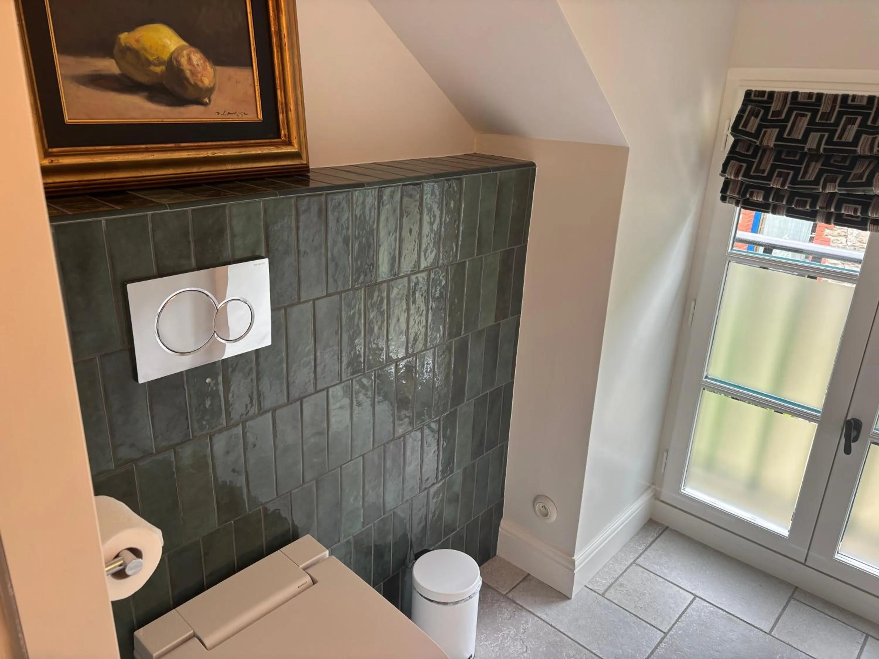 Toilet in Manoir Des Douets Fleuris