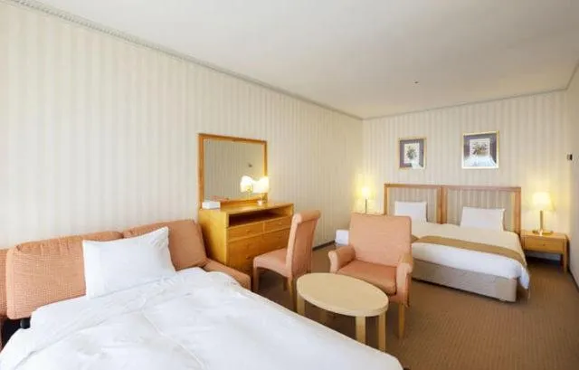 Bed in Wakayama Marina City Hotel