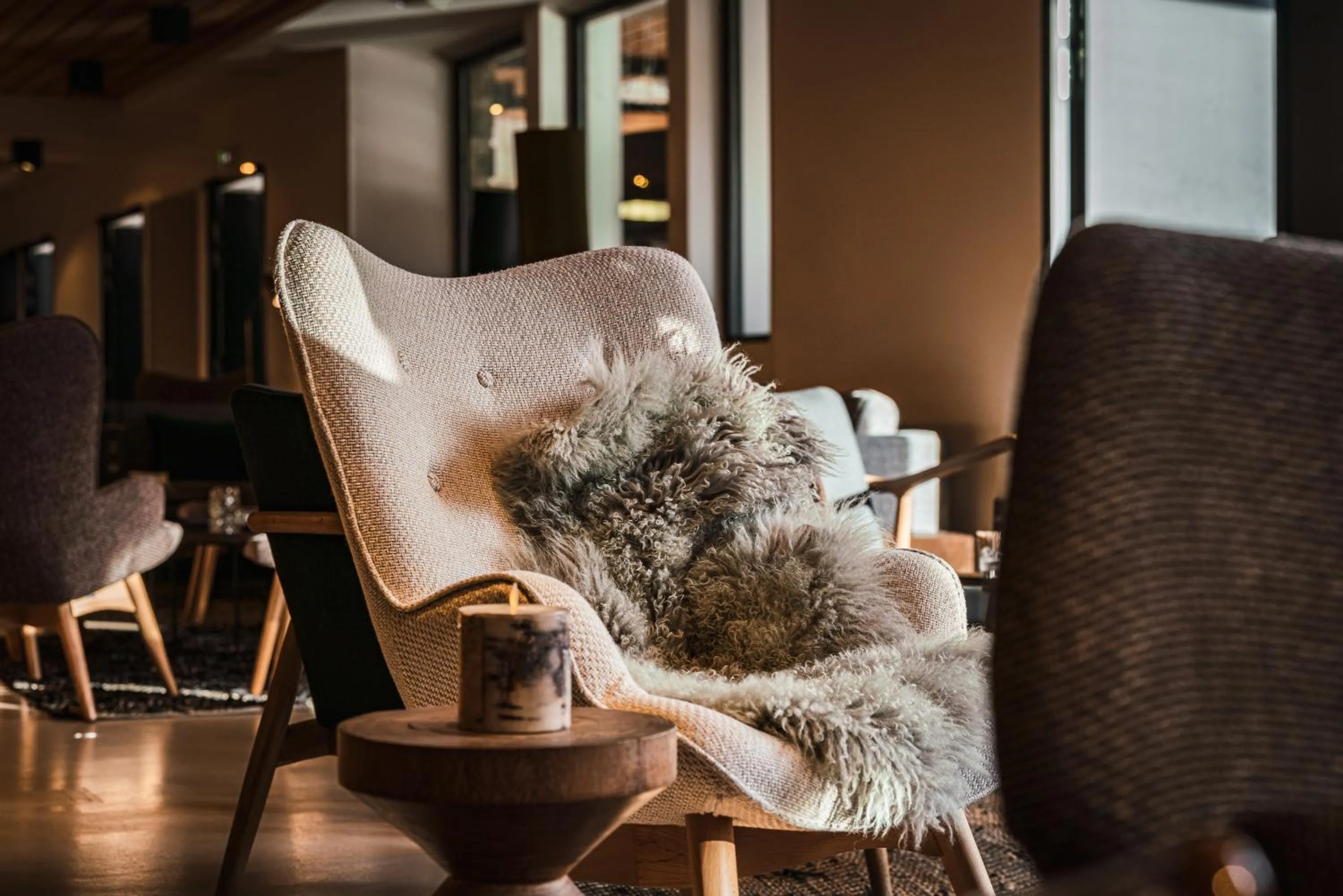 Lounge or bar in Grand Hôtel & Spa NUXE Serre Chevalier