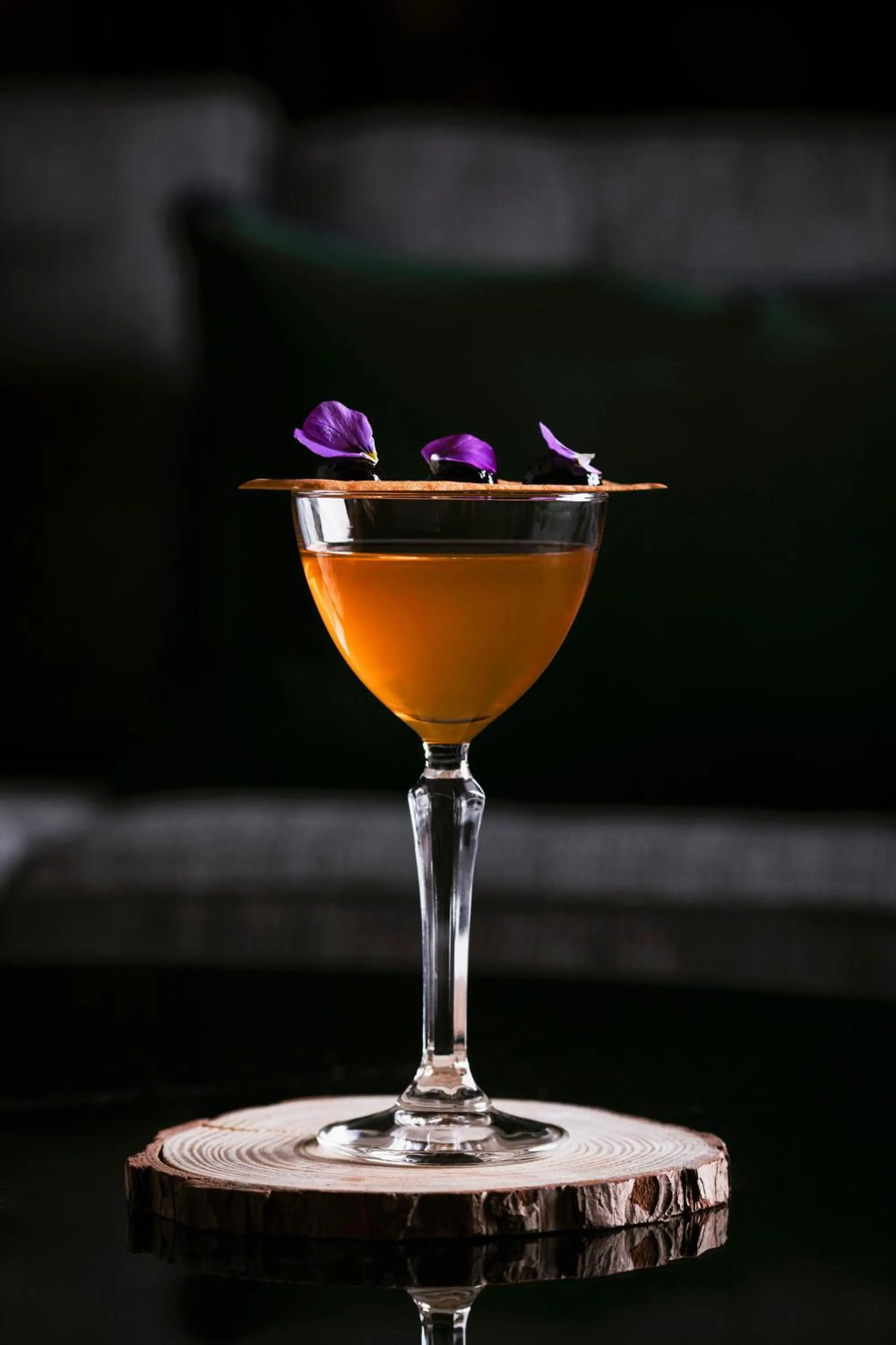 Lounge or bar in Grand Hôtel & Spa NUXE Serre Chevalier