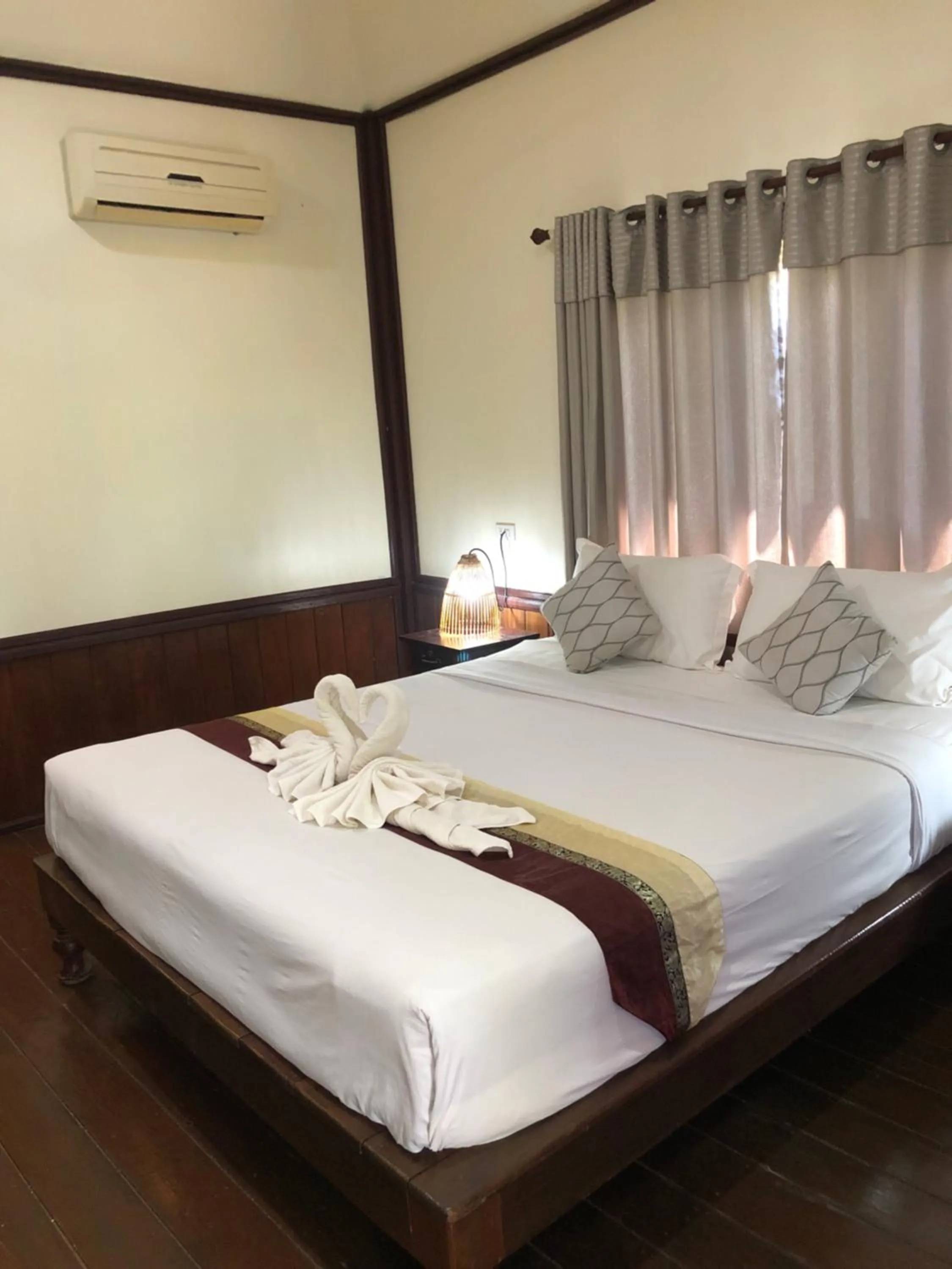 Balcony/Terrace, Bed in Sengahloune Resort