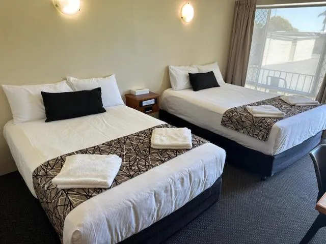 Bed in City Centre Motel Kempsey