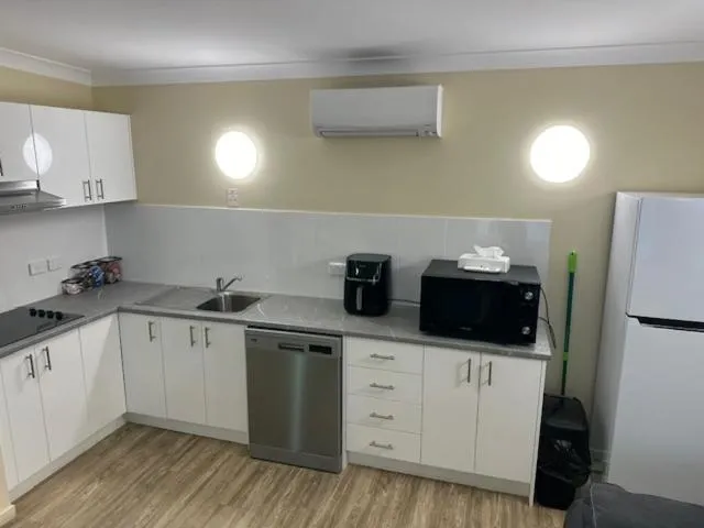 Kitchen or kitchenette in City Centre Motel Kempsey
