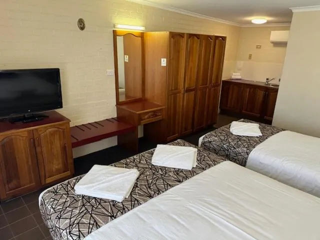 Photo of the whole room, Bed in City Centre Motel Kempsey