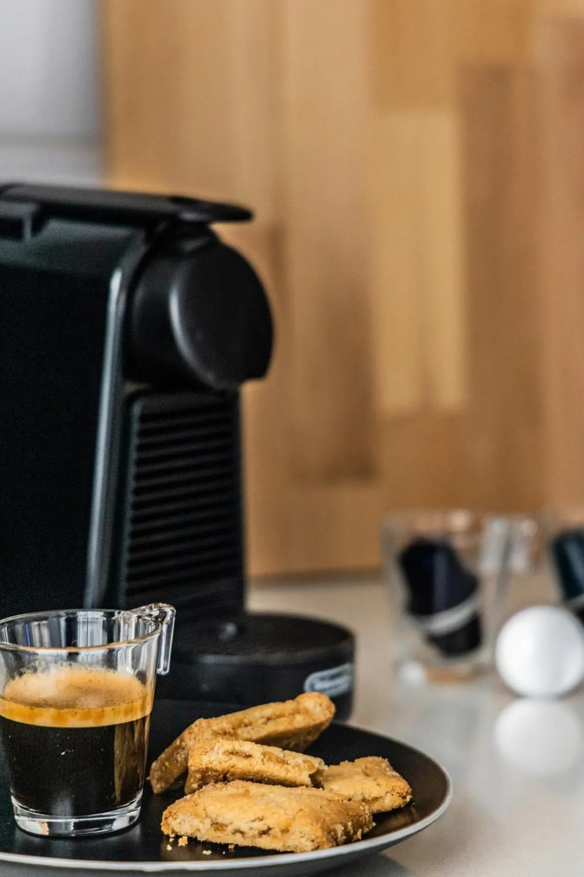 Modern Apartment w/ Garden 2 min from the Beach