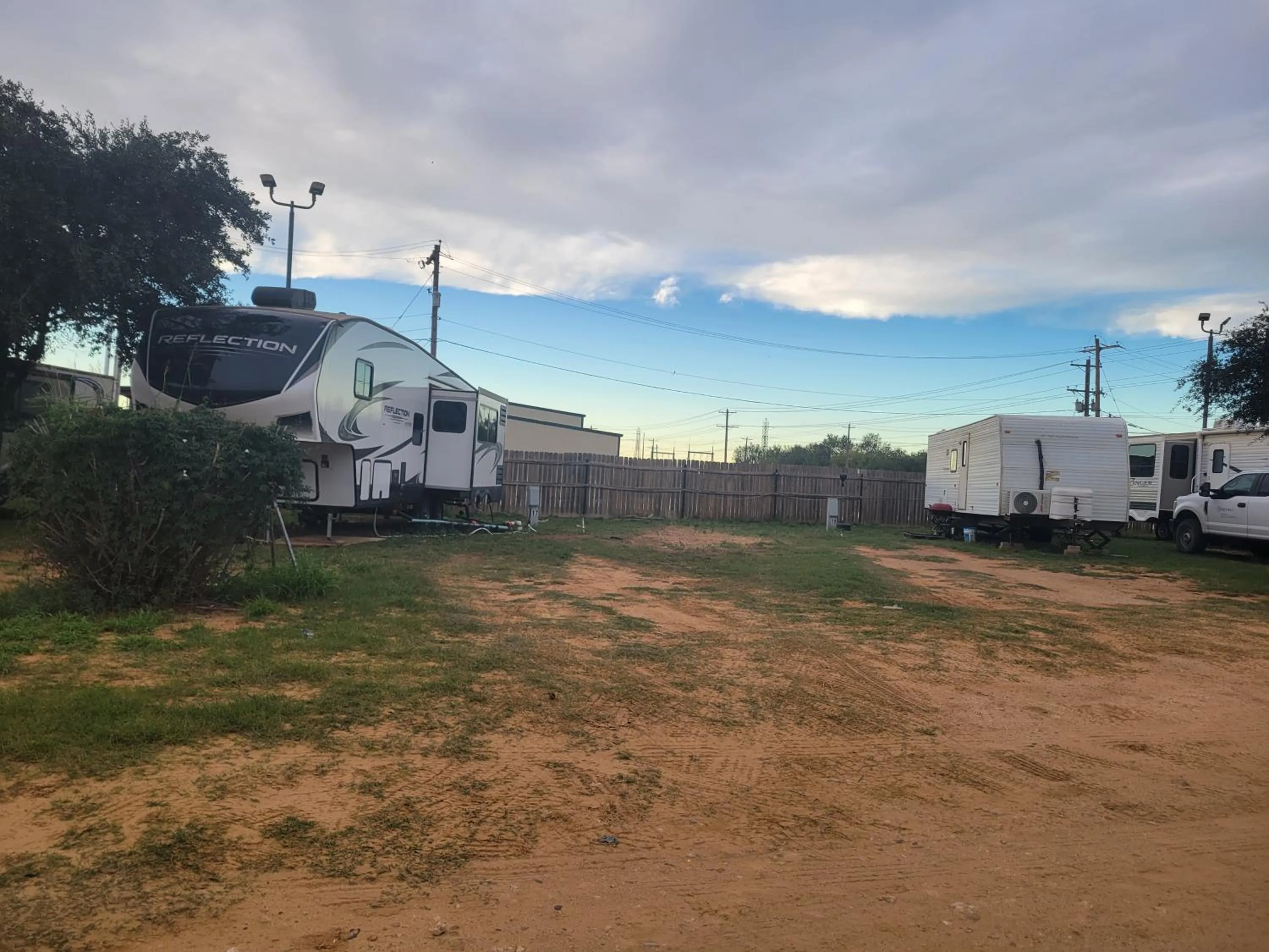 Parking in Cotulla Whitten Inn