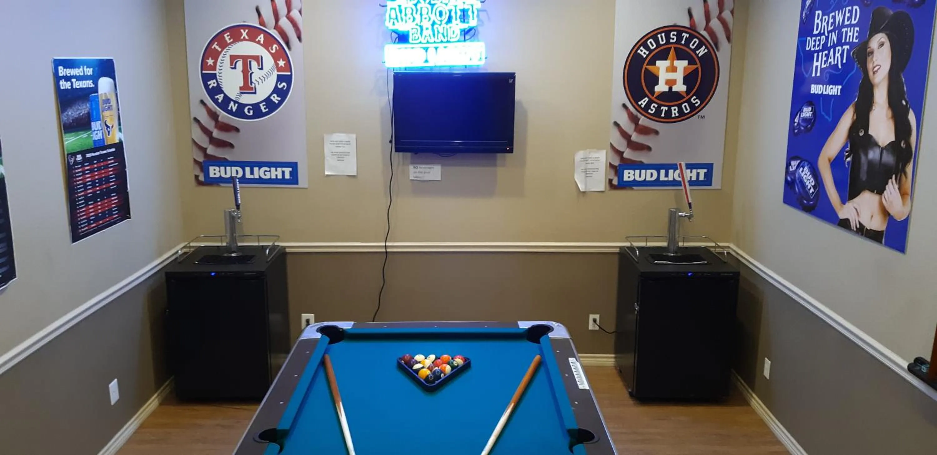 Billiard in Cotulla Whitten Inn
