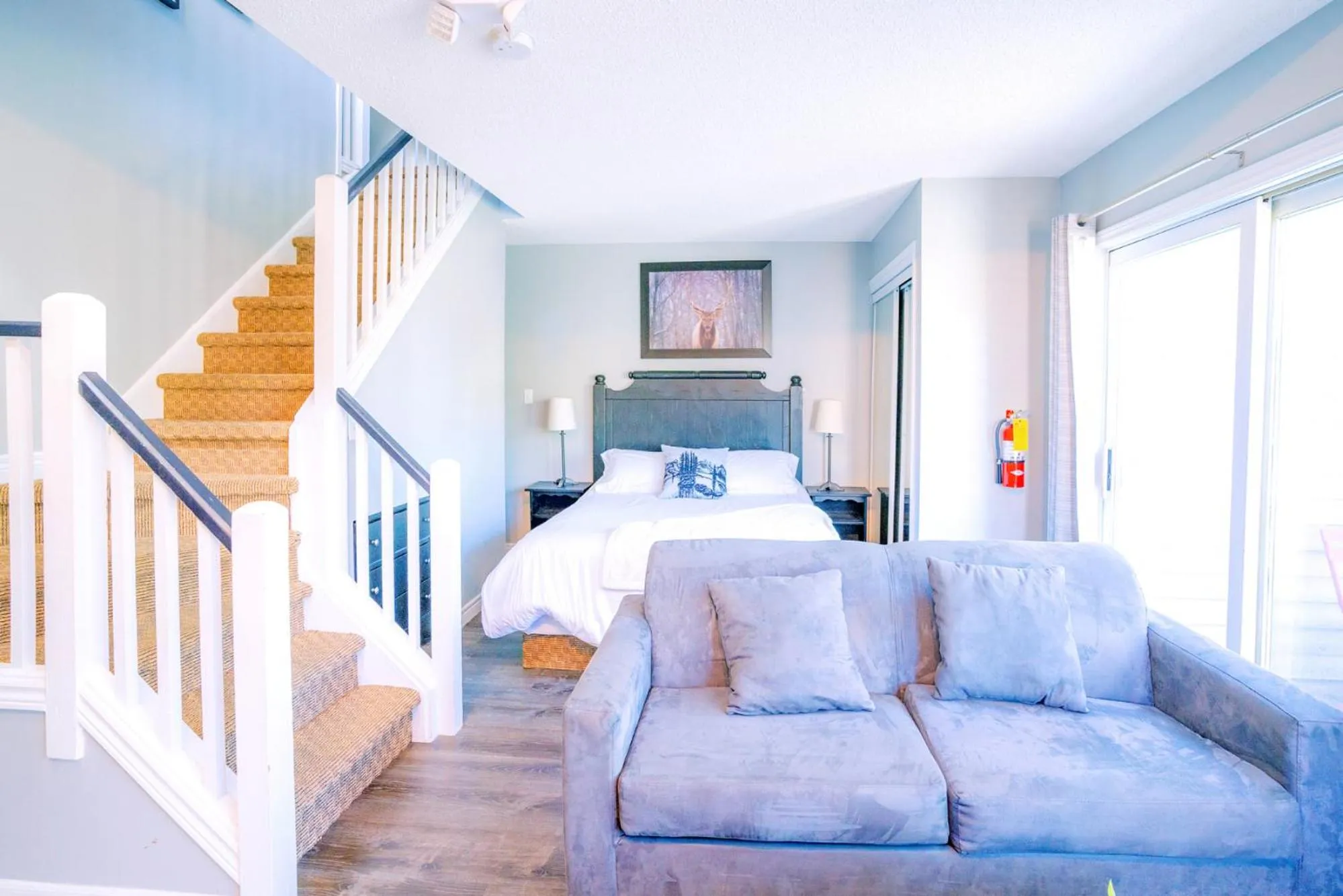 Bed in Gorgeous Loft in the Heart of Blue Mountain