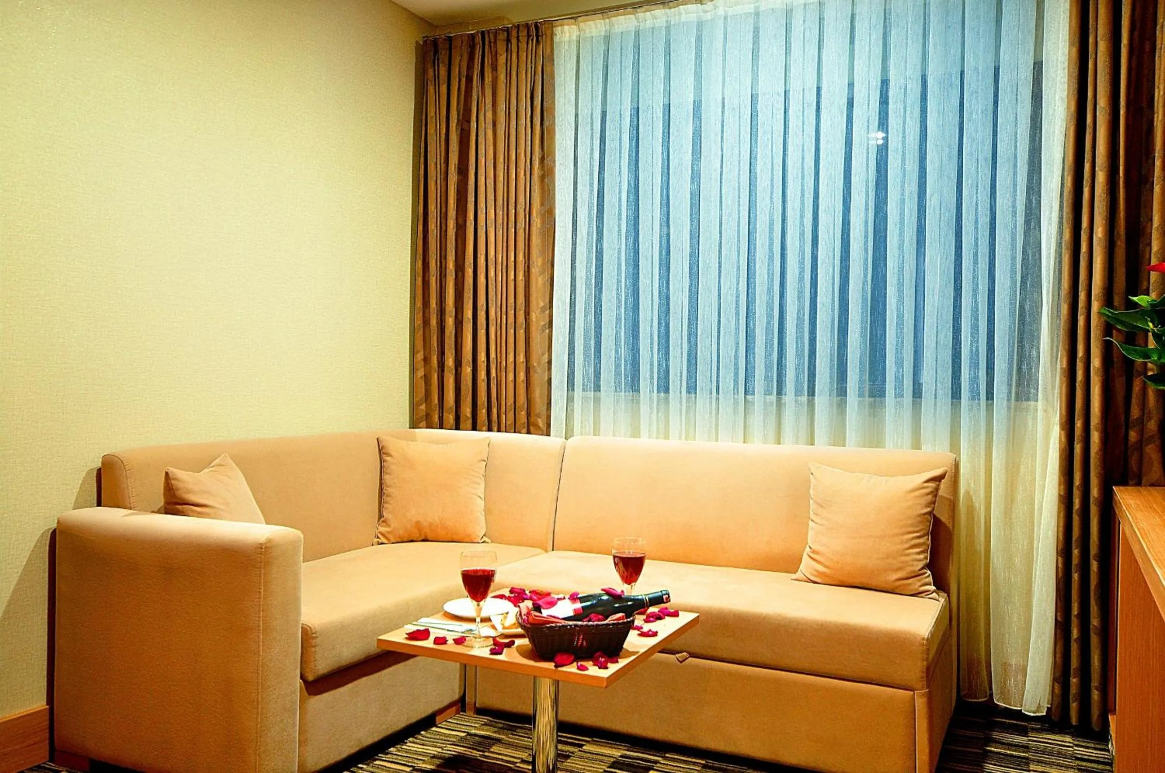 Photo of the whole room in Starton Hotel