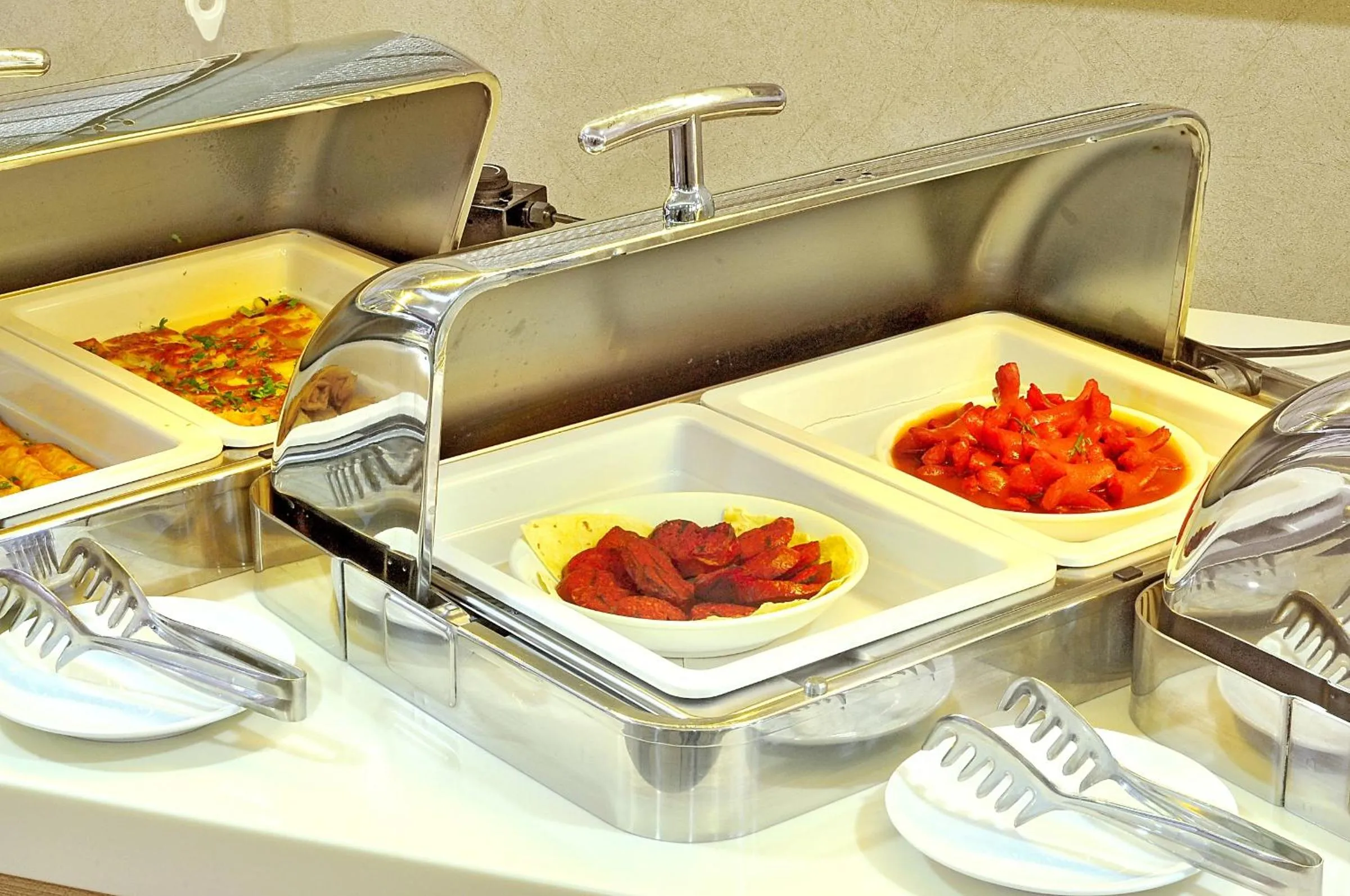 Restaurant/places to eat in Starton Hotel