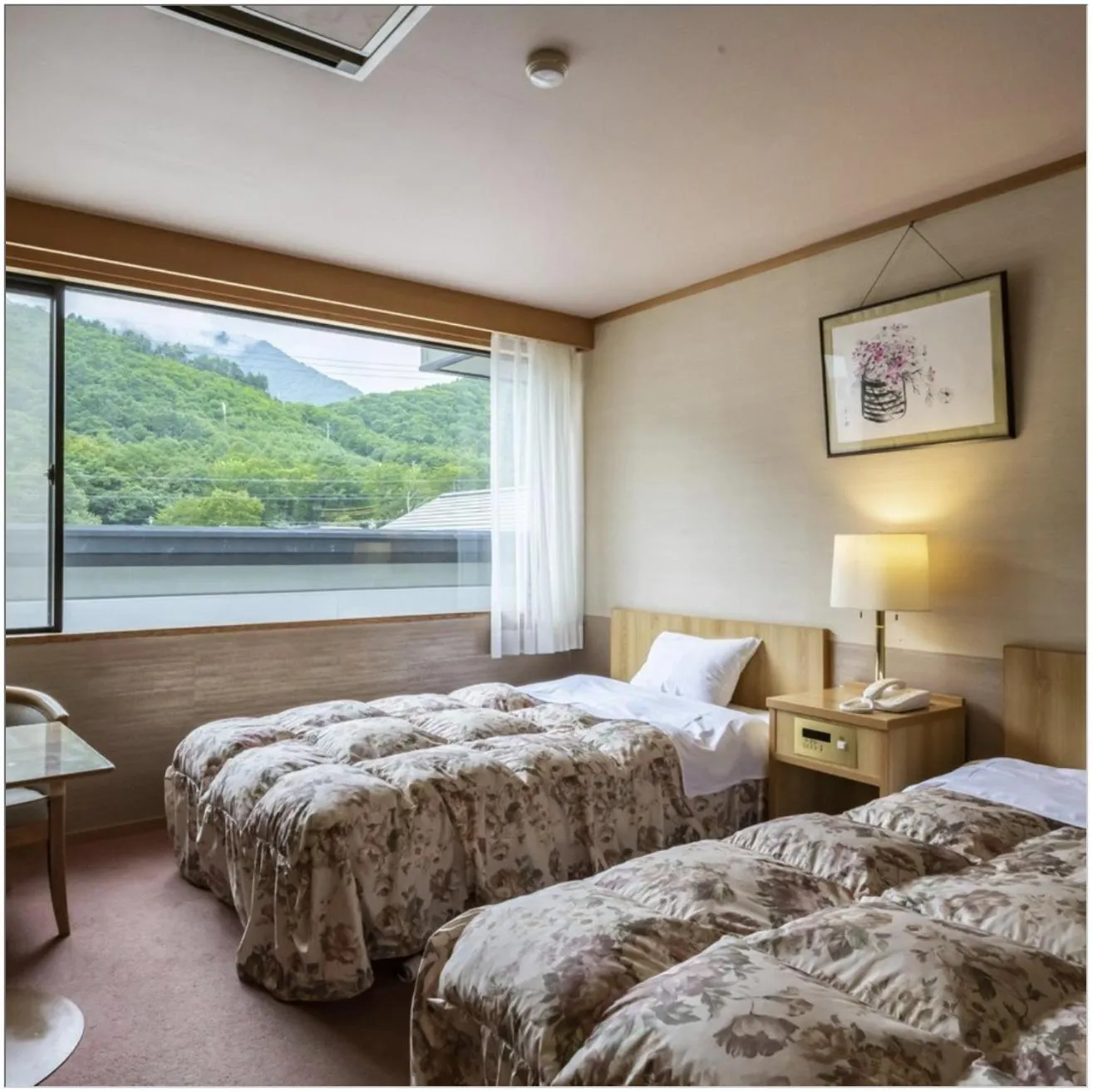 Bed in Kurobe View Hotel